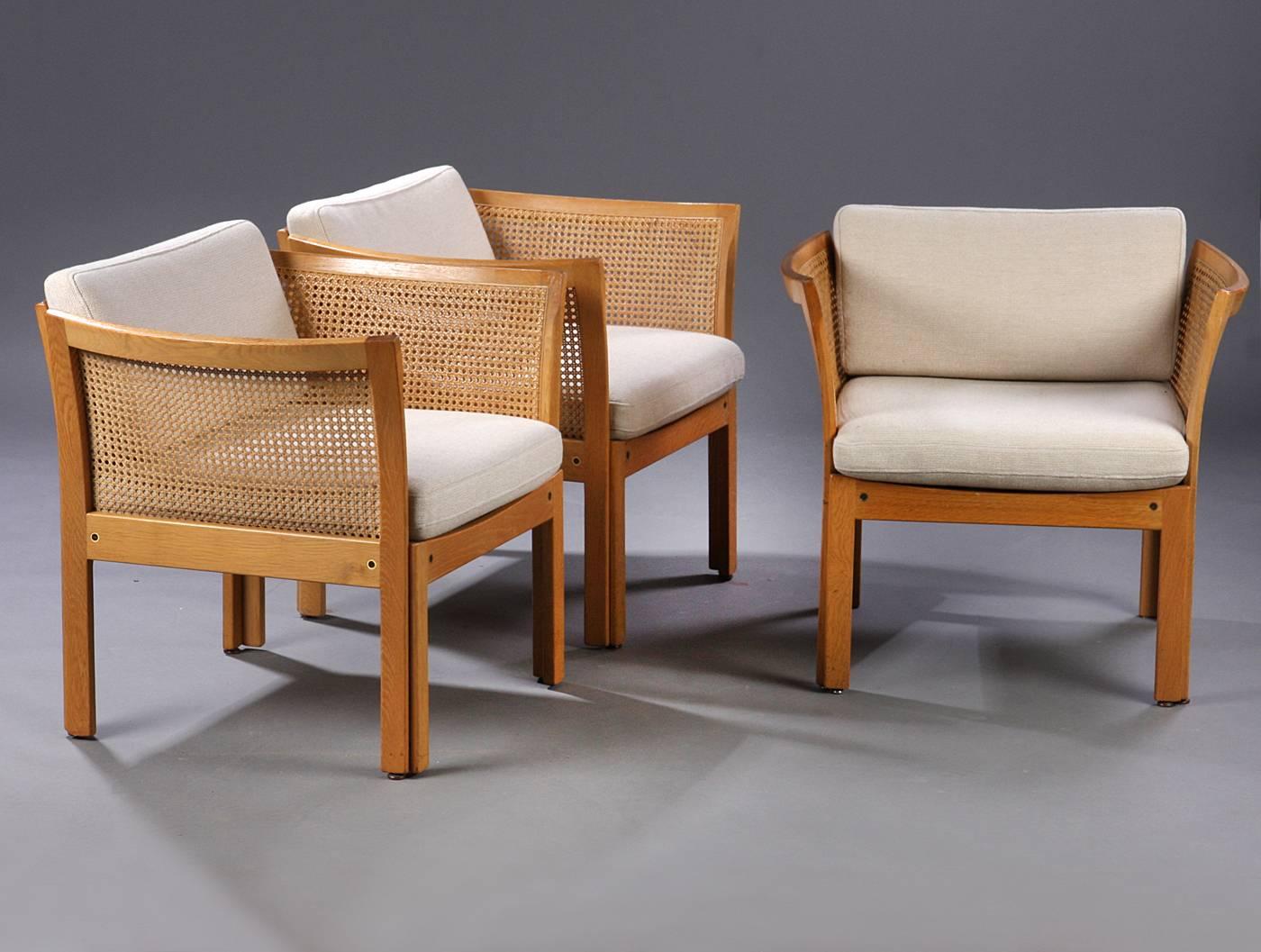 Woodwork 1960s Illum Vikkelso Plexus Easy Chairs in Oak and White Fabric CFC Silkeborg