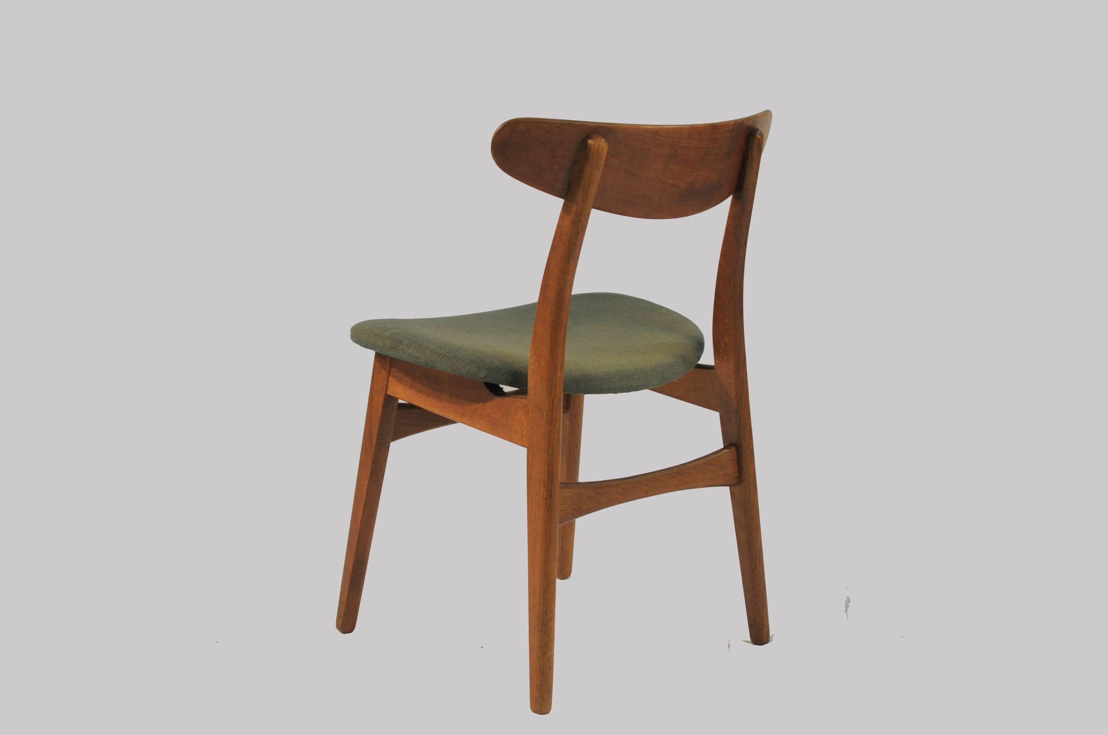 Mid-20th Century 1950s Set of Six Hans Wegner Dining Chairs CH30 in Oak, Teak and Green Fabric