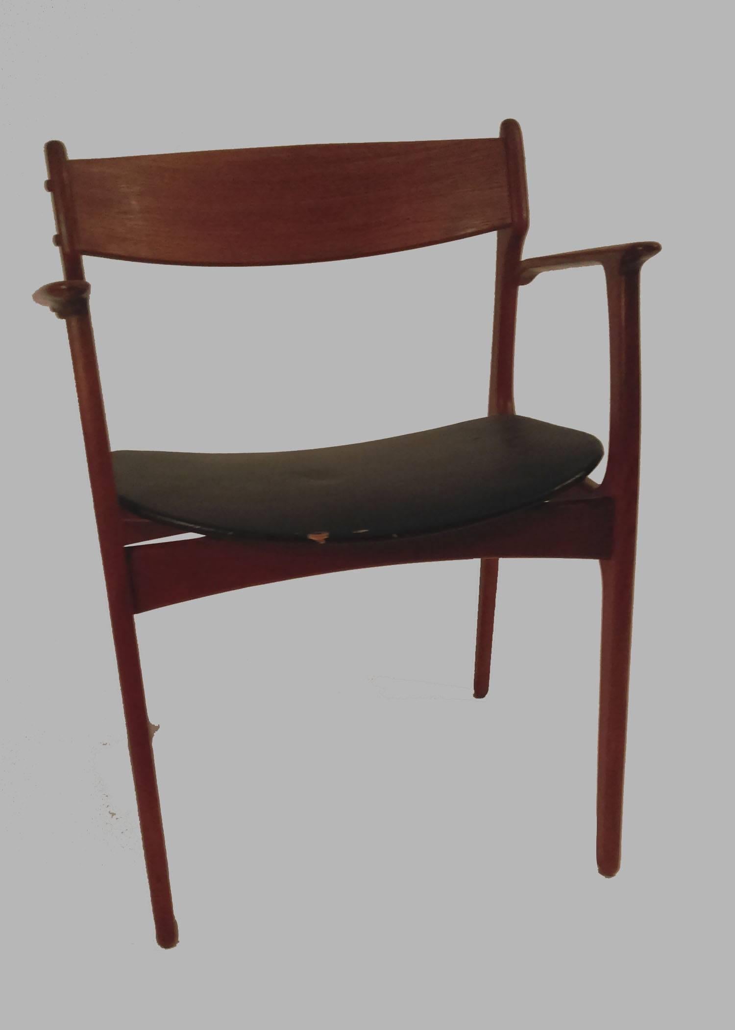 A rarely seen Erik Buch model 50 teak armchair with backrest in teak

The chair has been overlooked and refinished by our cabinetmaker to ensure it´s in very good condition with only minimal signs of age and wear. The chair will be refinished in