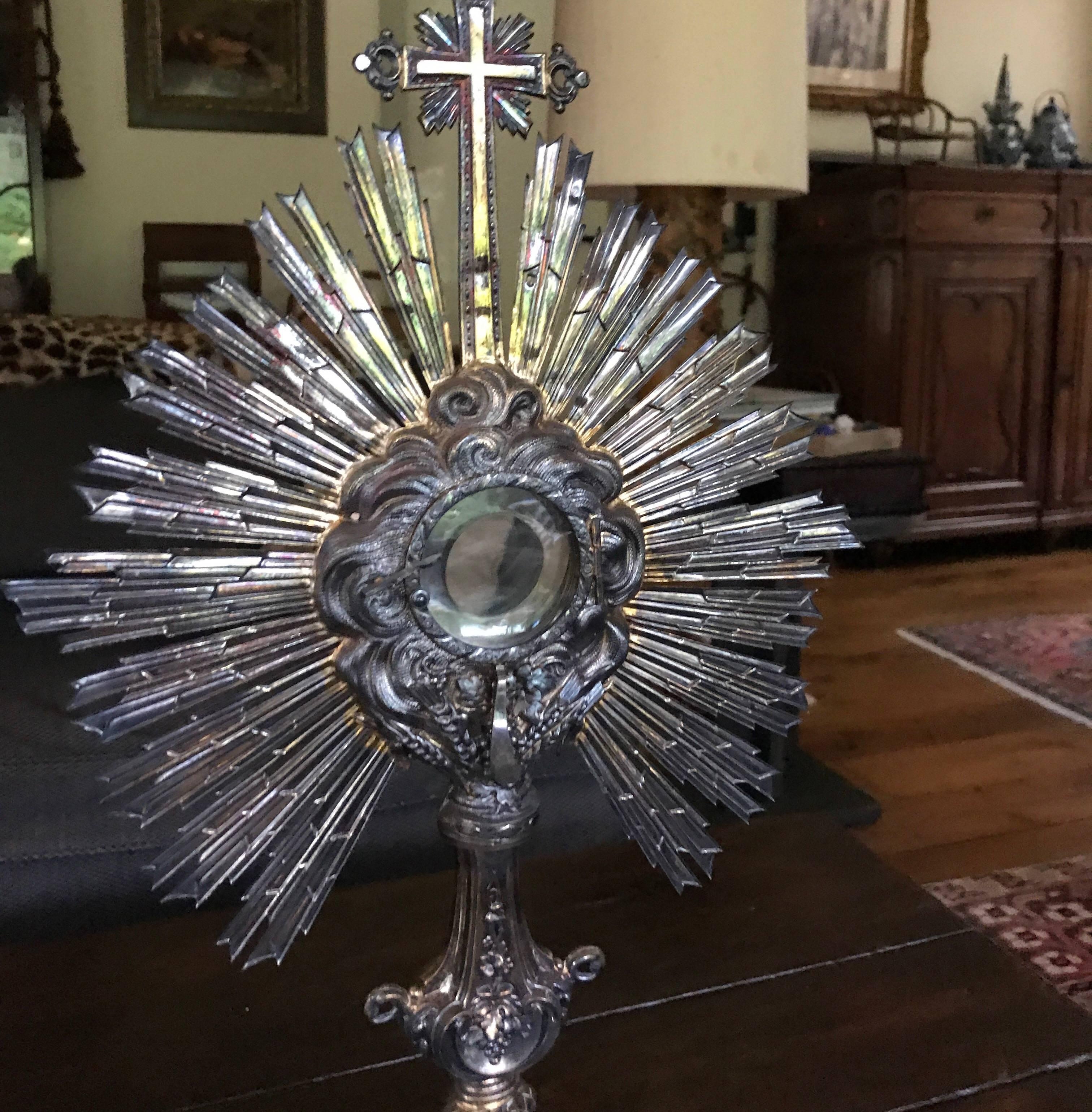 Hammered Collection Monstrance Ciborium and Two Challices in Silver and Gold 19th Century