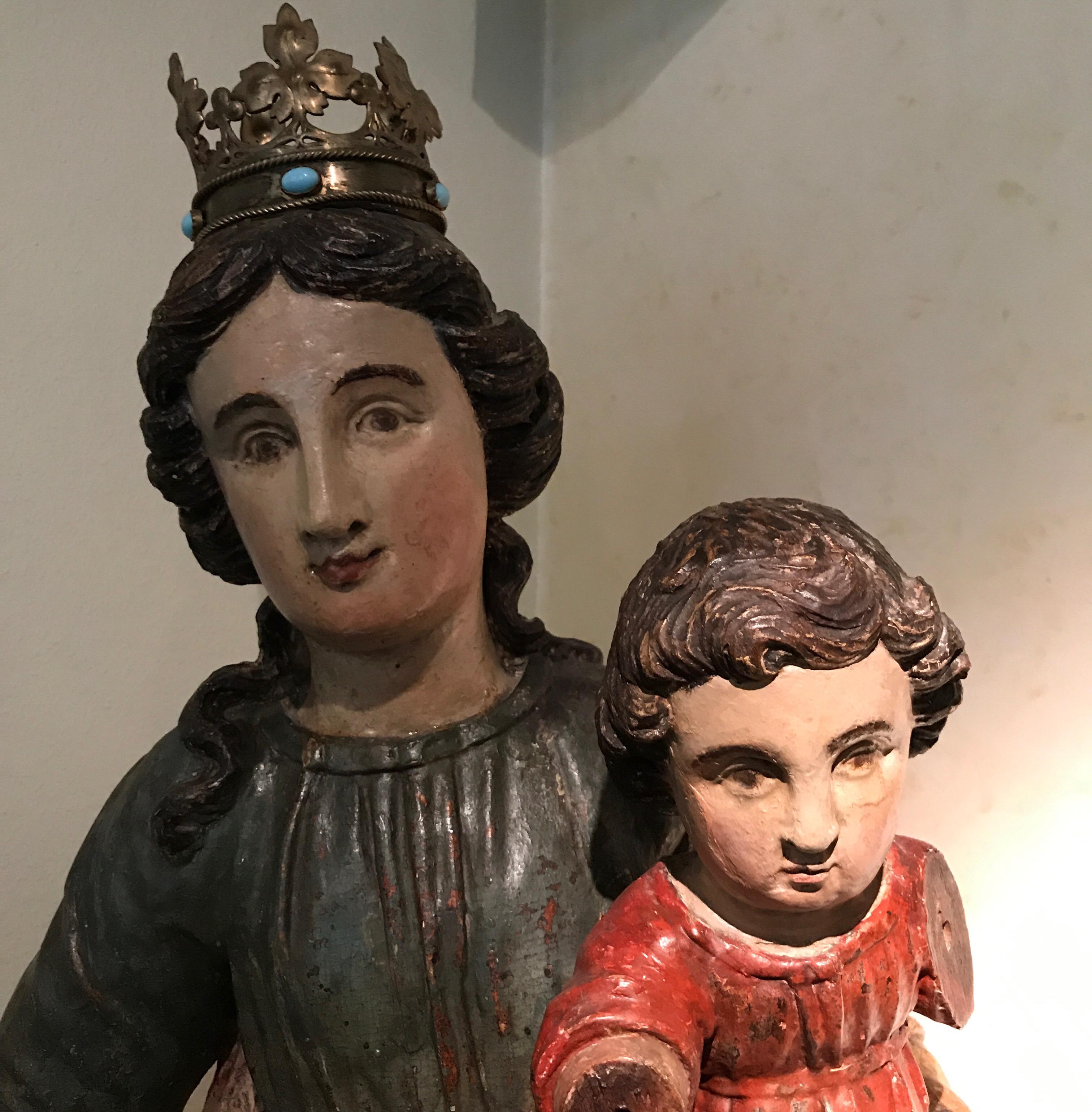 Statue of H.Maria and Child Jezus, 17th-18th Century, Polychrome Limewood For Sale 2