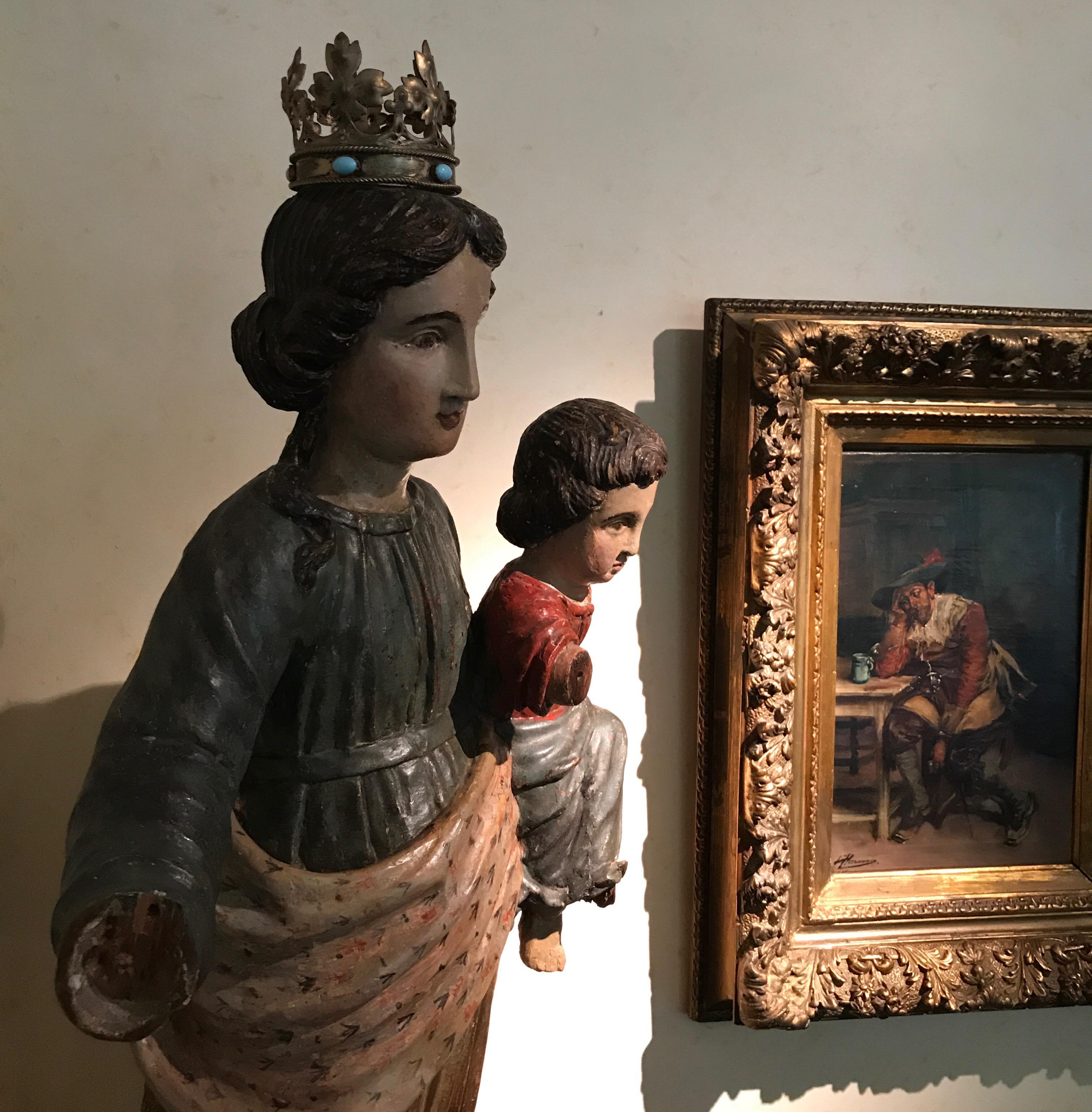 Statue of H.Maria and Child Jezus, 17th-18th Century, Polychrome Limewood For Sale 4