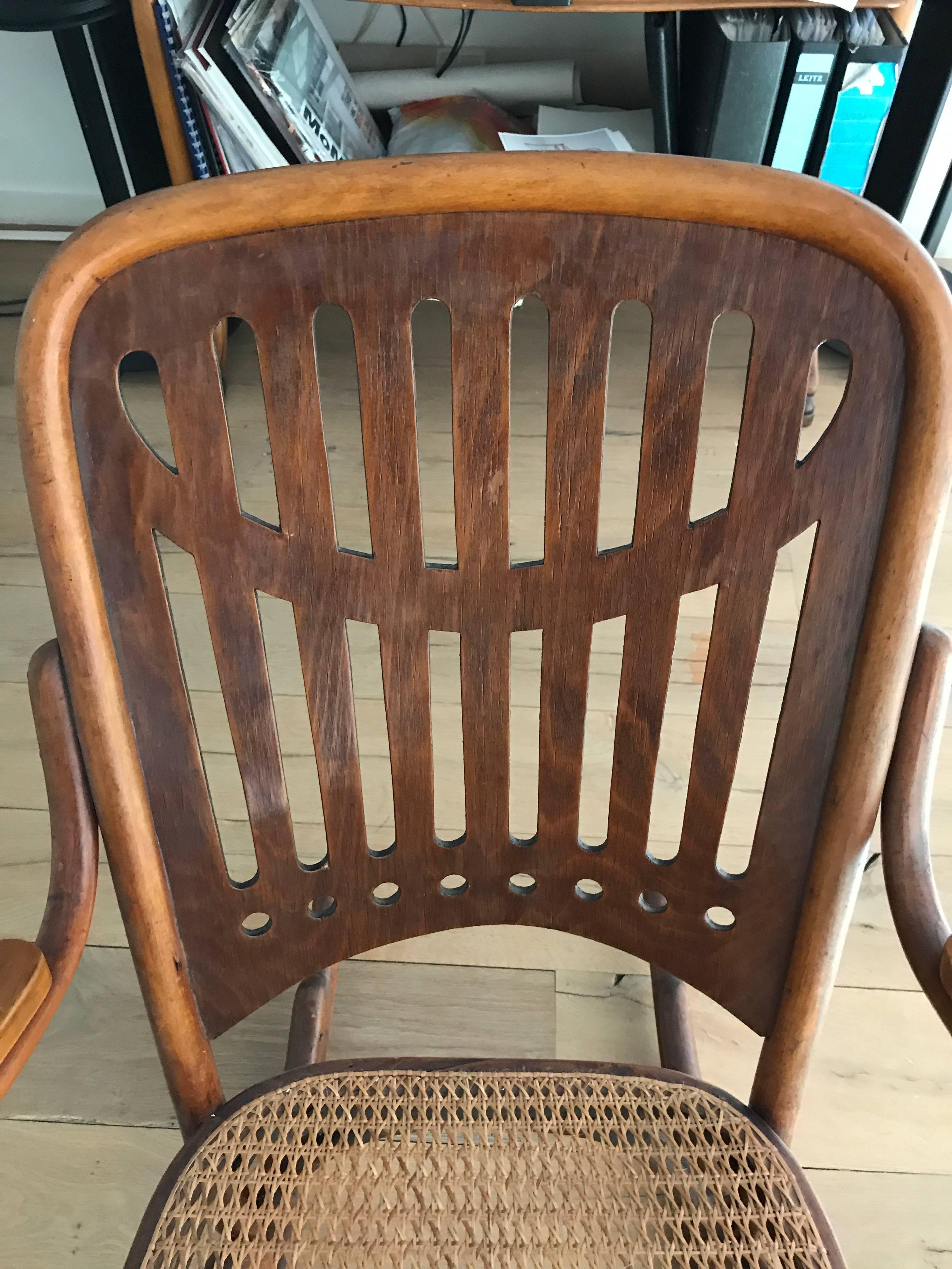 Thonet Bugholz  Rocking Chair Nr 71 Jugendstill Sammlerstück! (Österreichisch) im Angebot