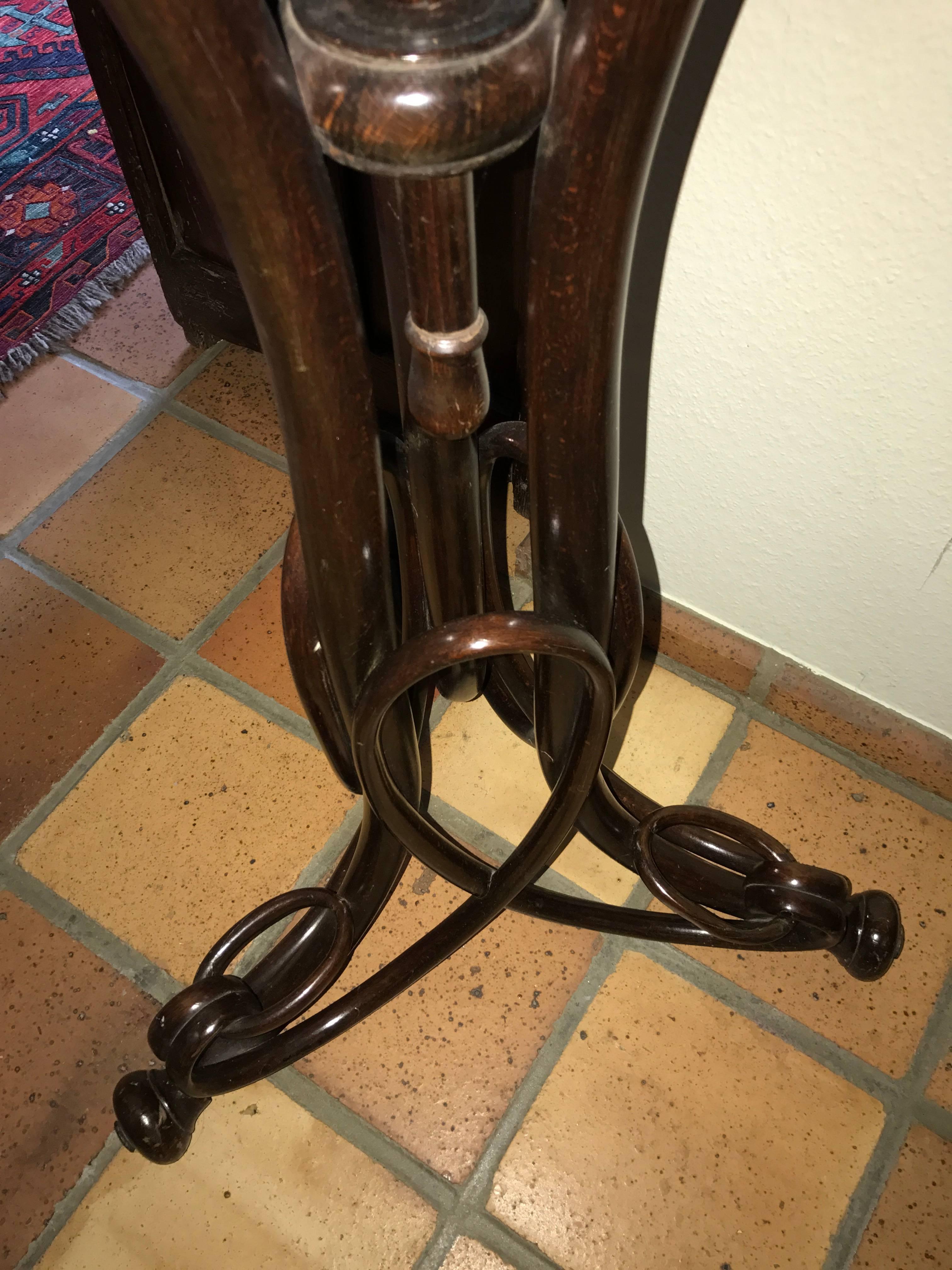 Thonet  Schminkspiegel aus Bugholz, Toilettenspiegel 1904 Nr 1 Exklusiv  Vollständig (Art déco) im Angebot