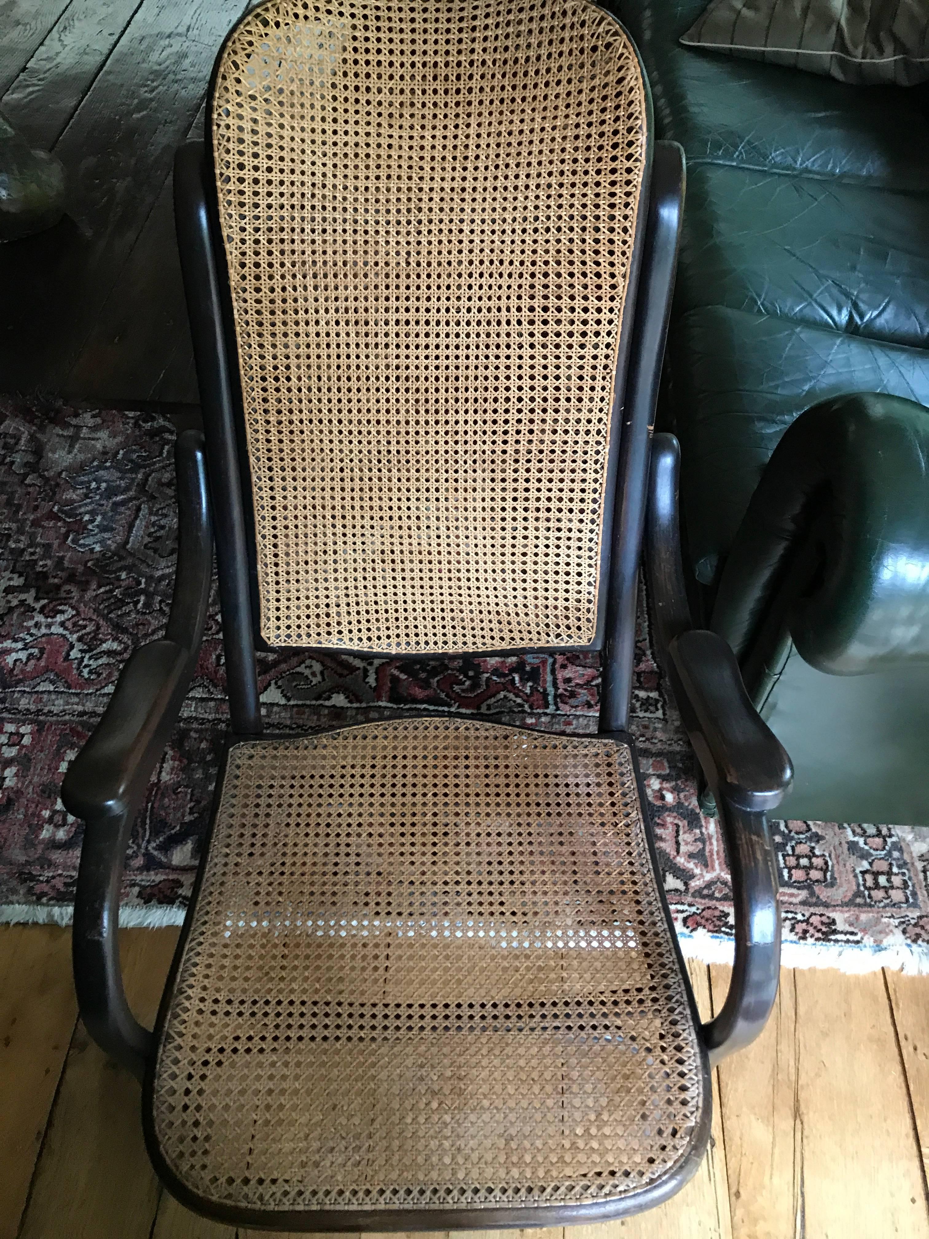 Beech Thonet  bentwood Nr2 Fireside Armchair Kaminfauteuil Adjustable in Height, 1900! For Sale