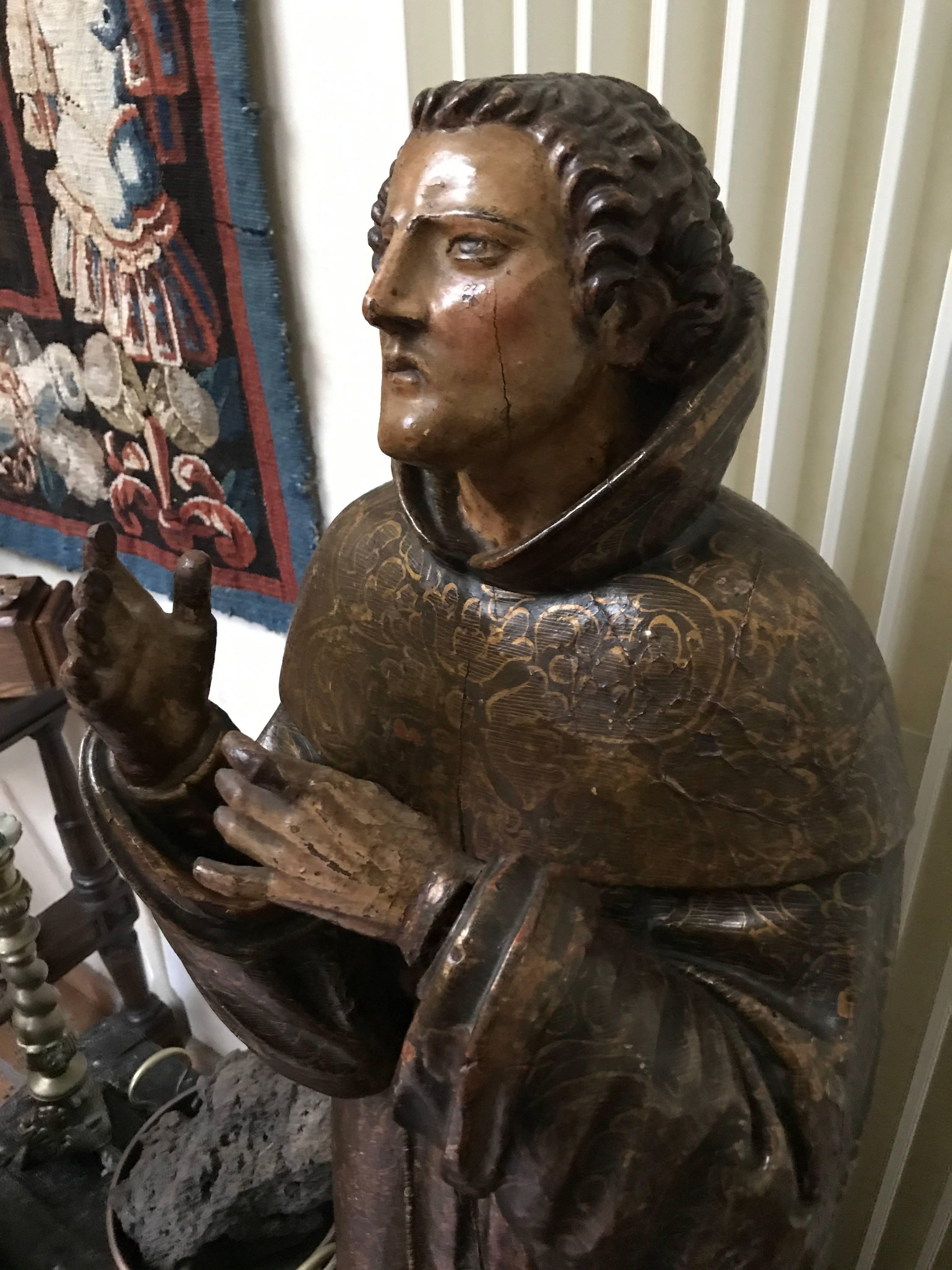 Holy Pascalis 17th Century Carved in Walnut and Polychromed( original ), Spanish In Good Condition For Sale In Diest, Vlaams Brabant