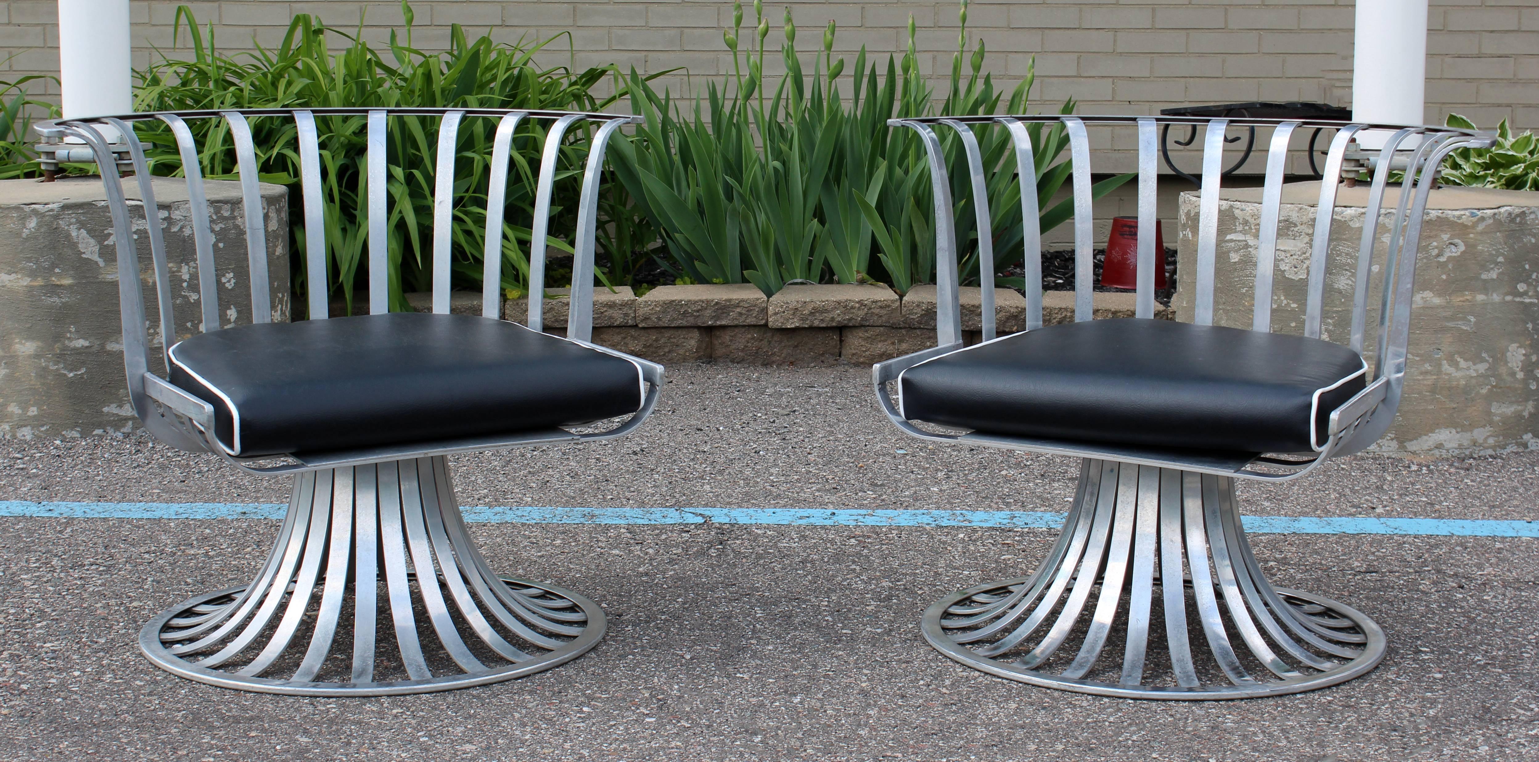 Mid-Century Modern Woodard Aluminum Spoke Patio Set Pair Chairs & Chaise Longue 2