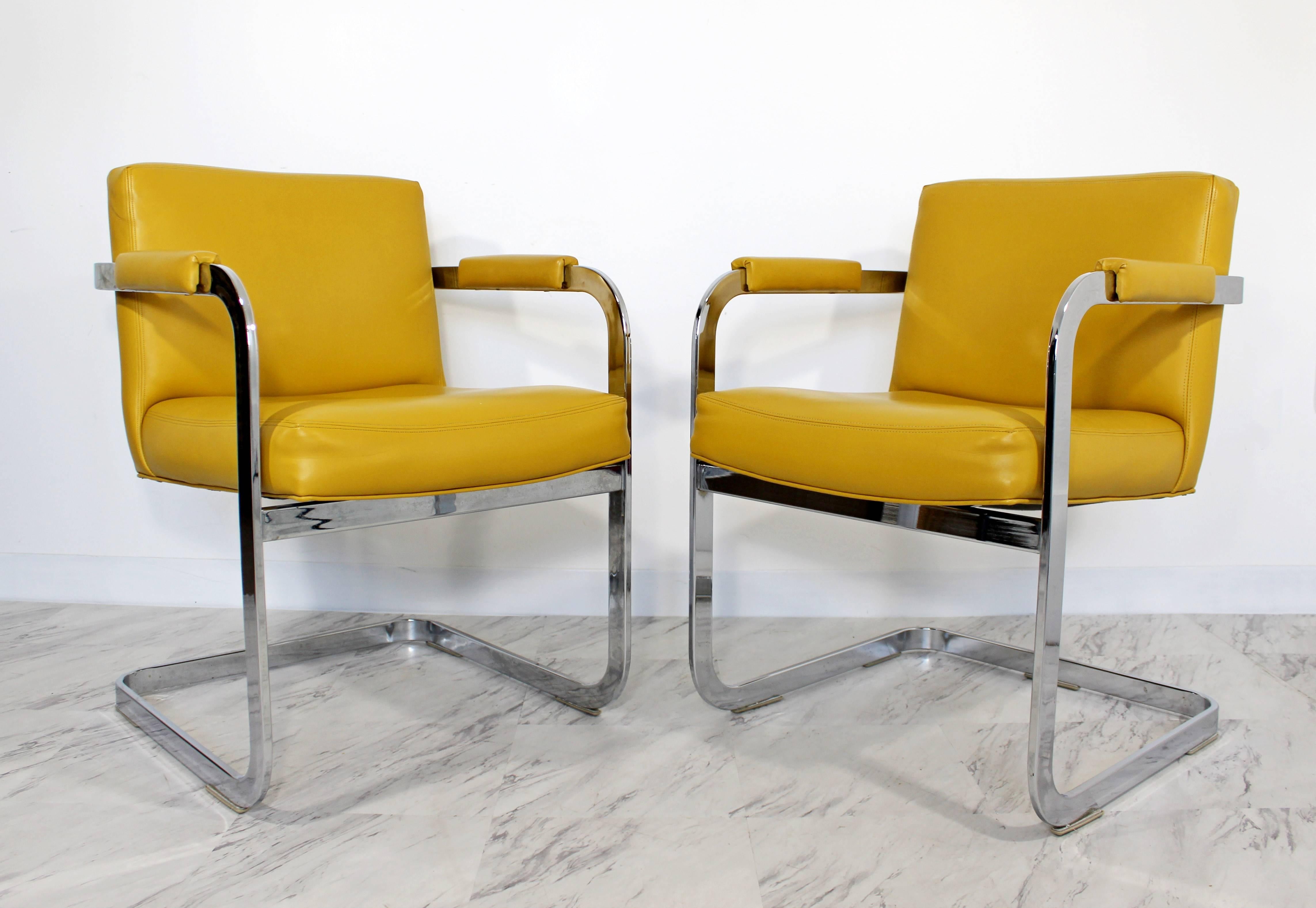 Mid-Century Modern Set of Six Milo Baughman Chrome Cantilever Dining Armchairs In Good Condition In Keego Harbor, MI