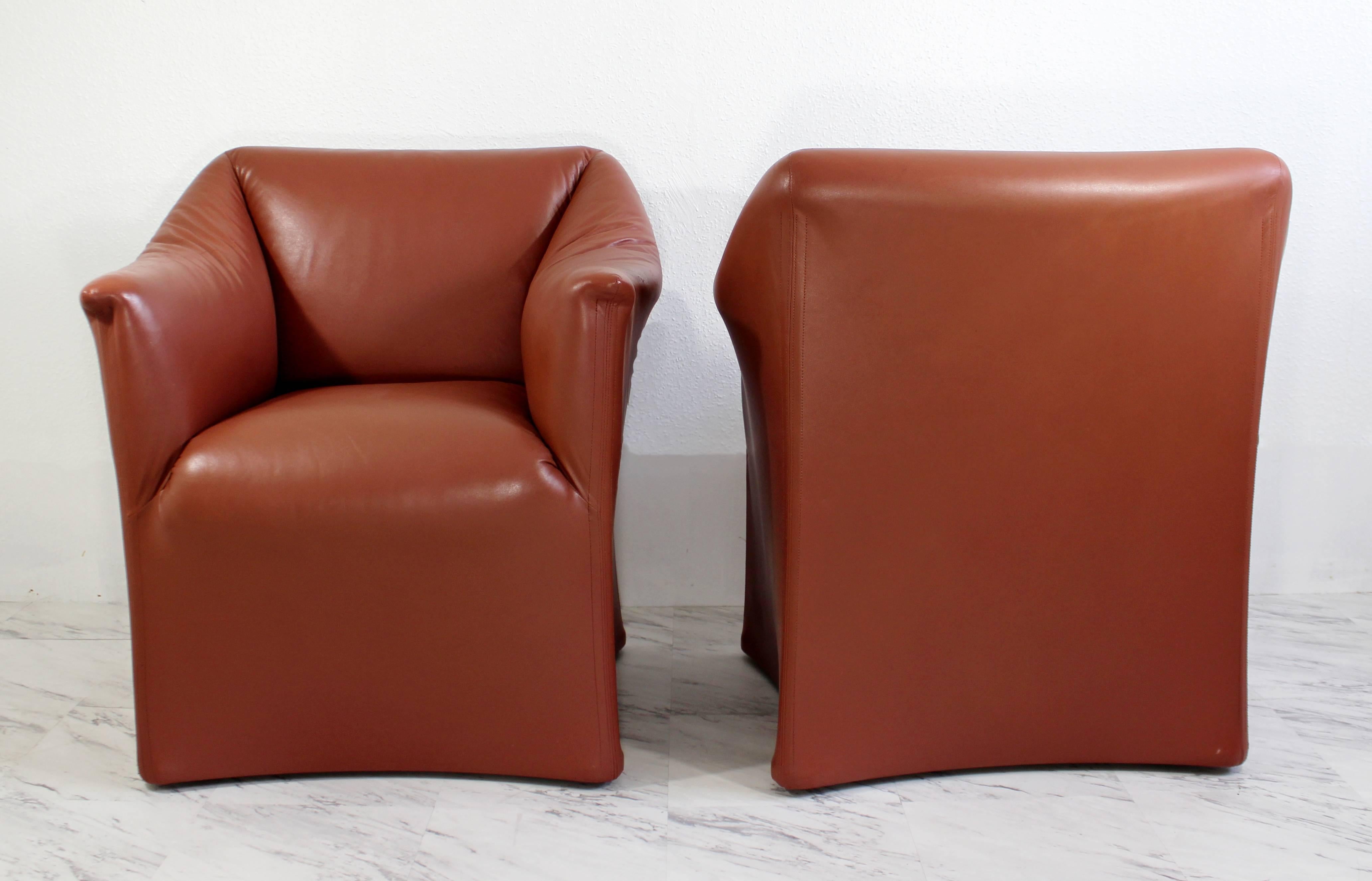 Late 20th Century Mid-Century Modern Pair Tentazione Leather Lounge Chairs by Bellini for Cassina
