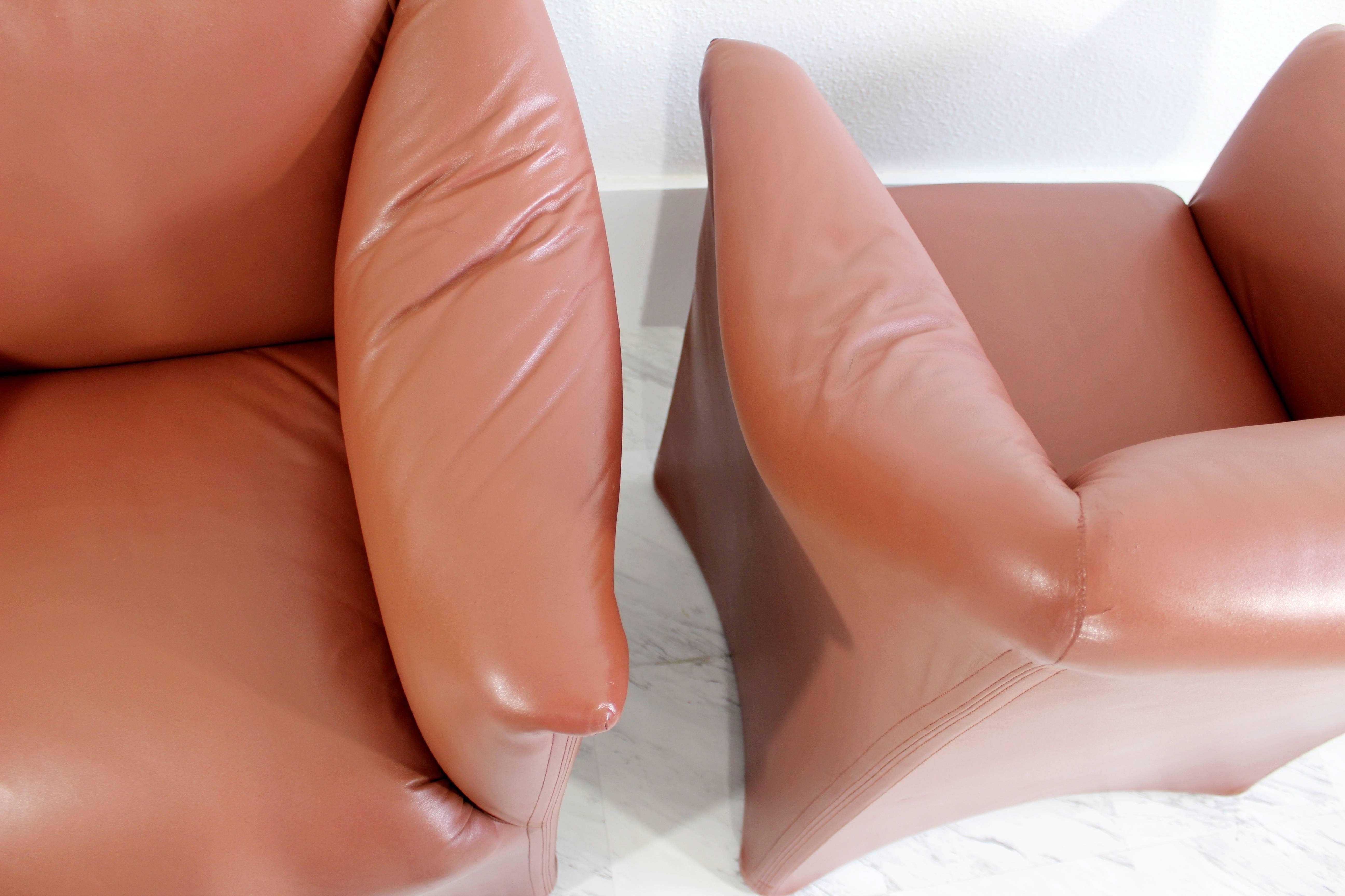 Mid-Century Modern Pair Tentazione Leather Lounge Chairs by Bellini for Cassina 3