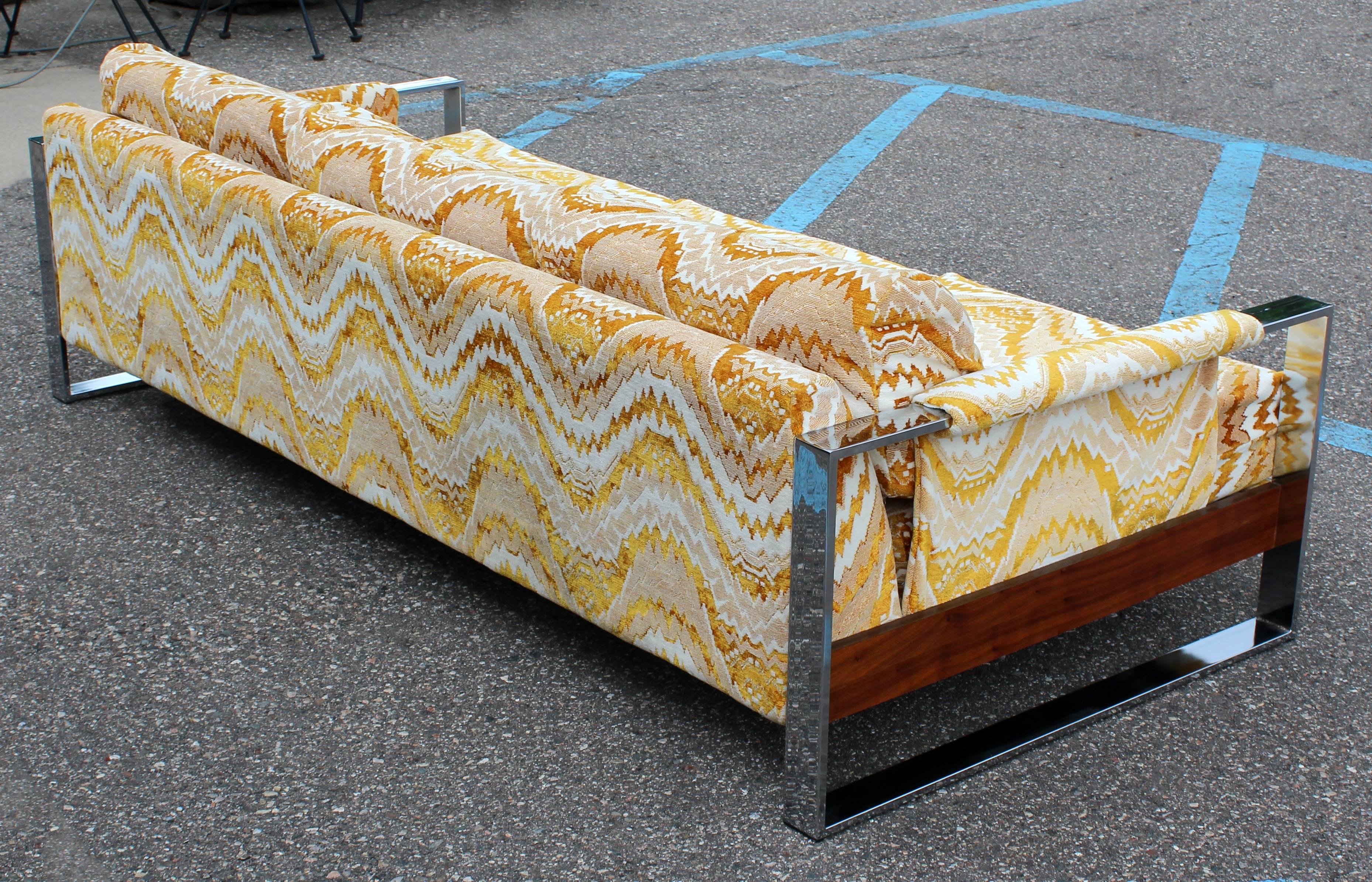Late 20th Century Milo Baughman Flat Bar Chrome & Wood Sofa Lounge Chair Set Lenor Larsen Fabric