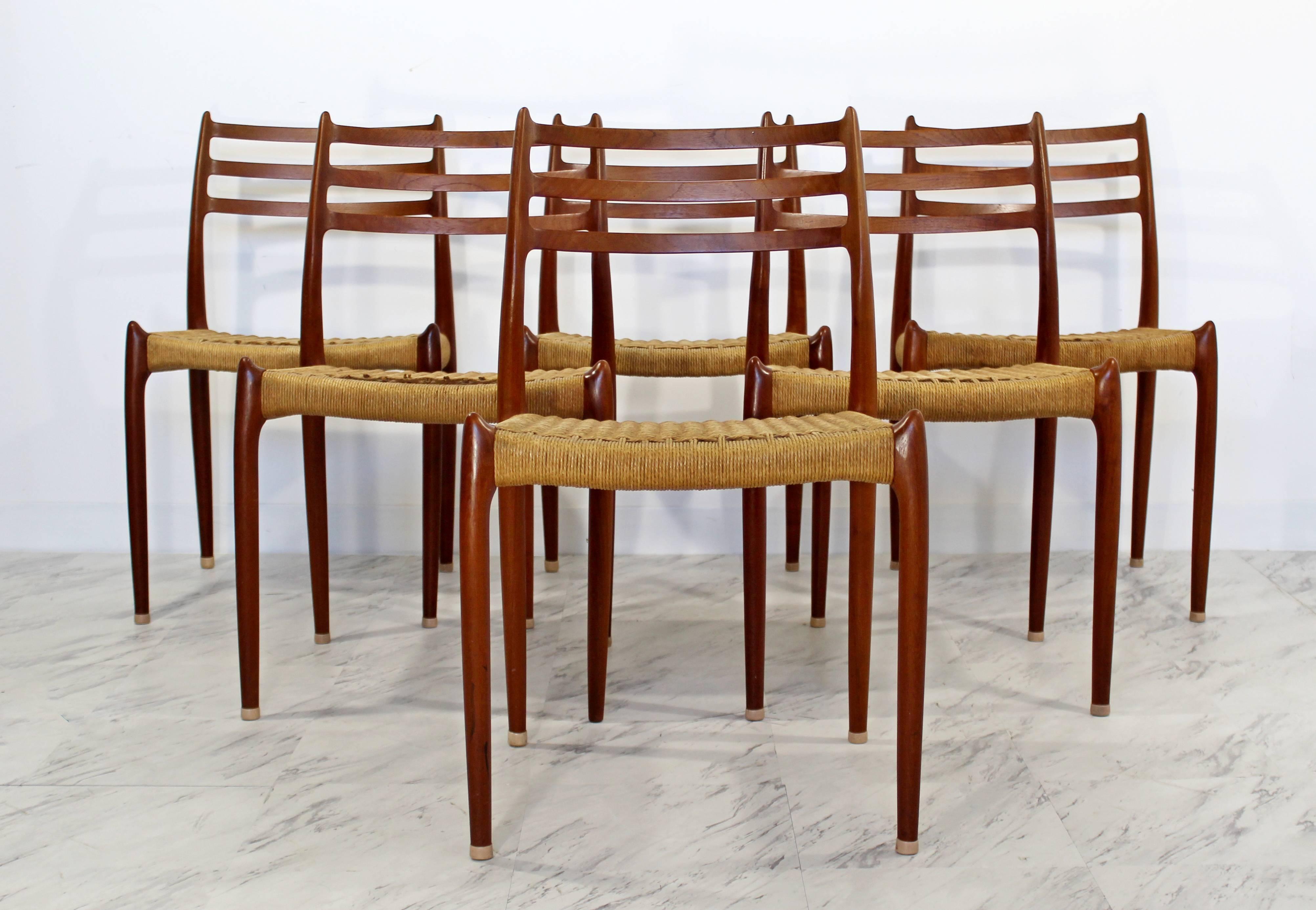 Mid-Century Modern Danish Teak Expandable Dining Table Six Chairs Two Leaves 1