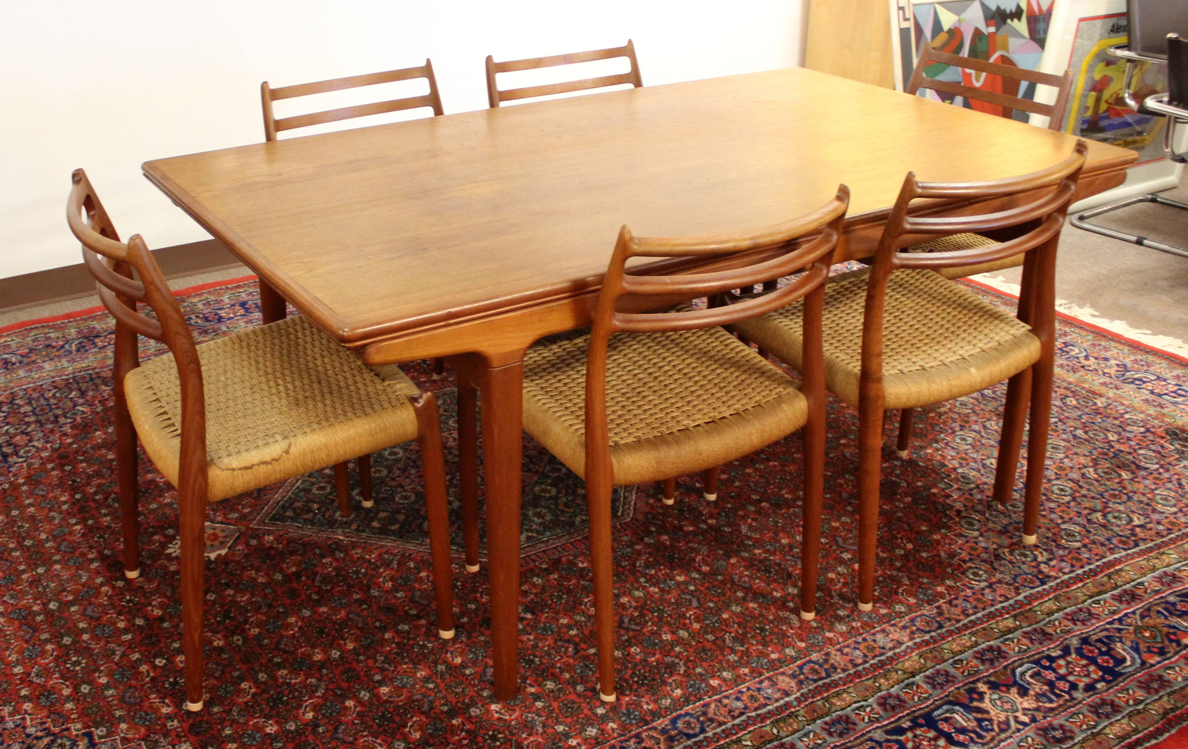 Mid-20th Century Mid-Century Modern Danish Teak Expandable Dining Table Six Chairs Two Leaves