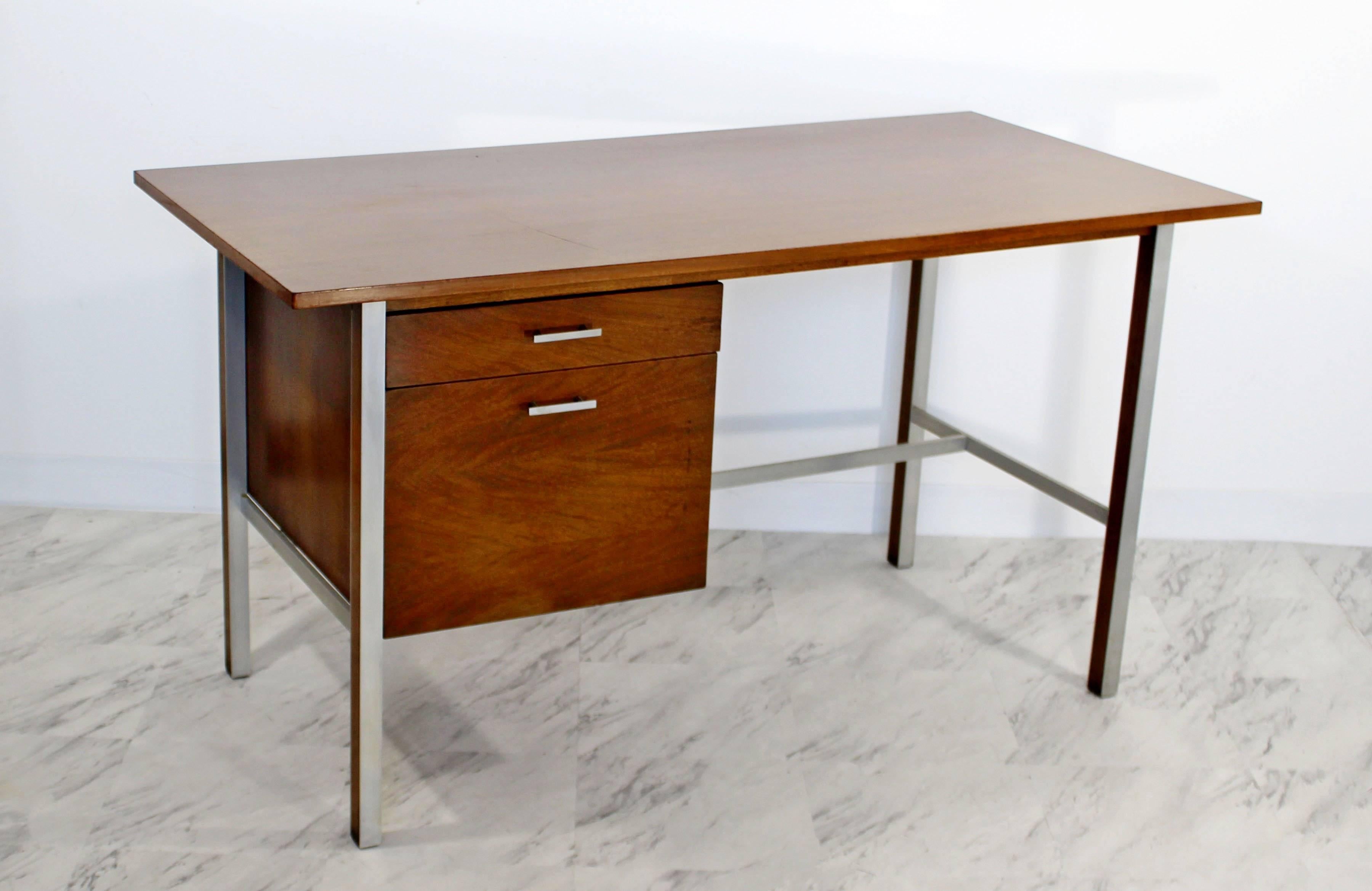 American Mid-Century Modern Paul McCobb for Calvin Walnut Wood Desk with Two Drawers