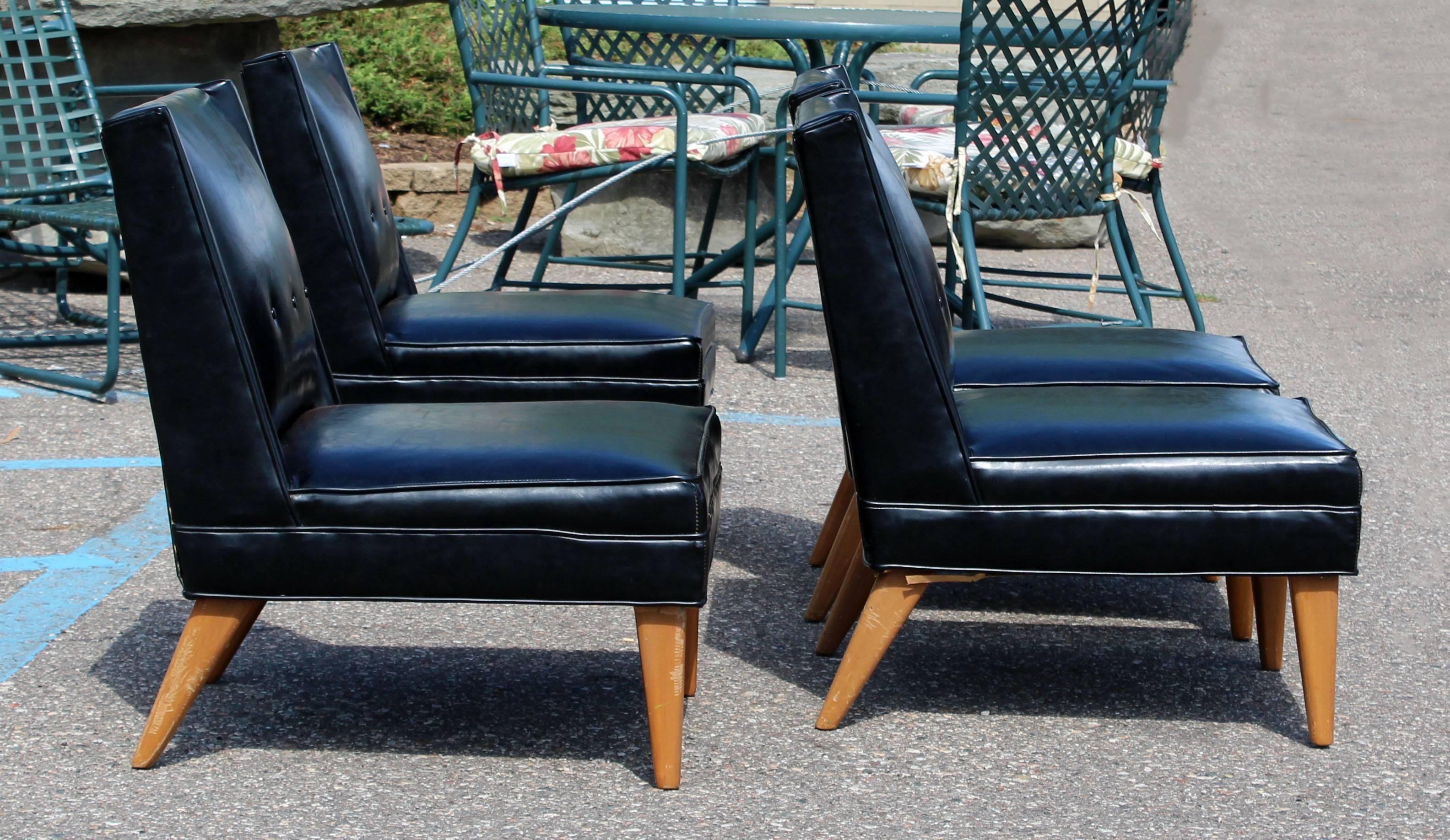 American Mid-Century Modern Pair of Harvey Probber Slipper Side Chairs, 1960s