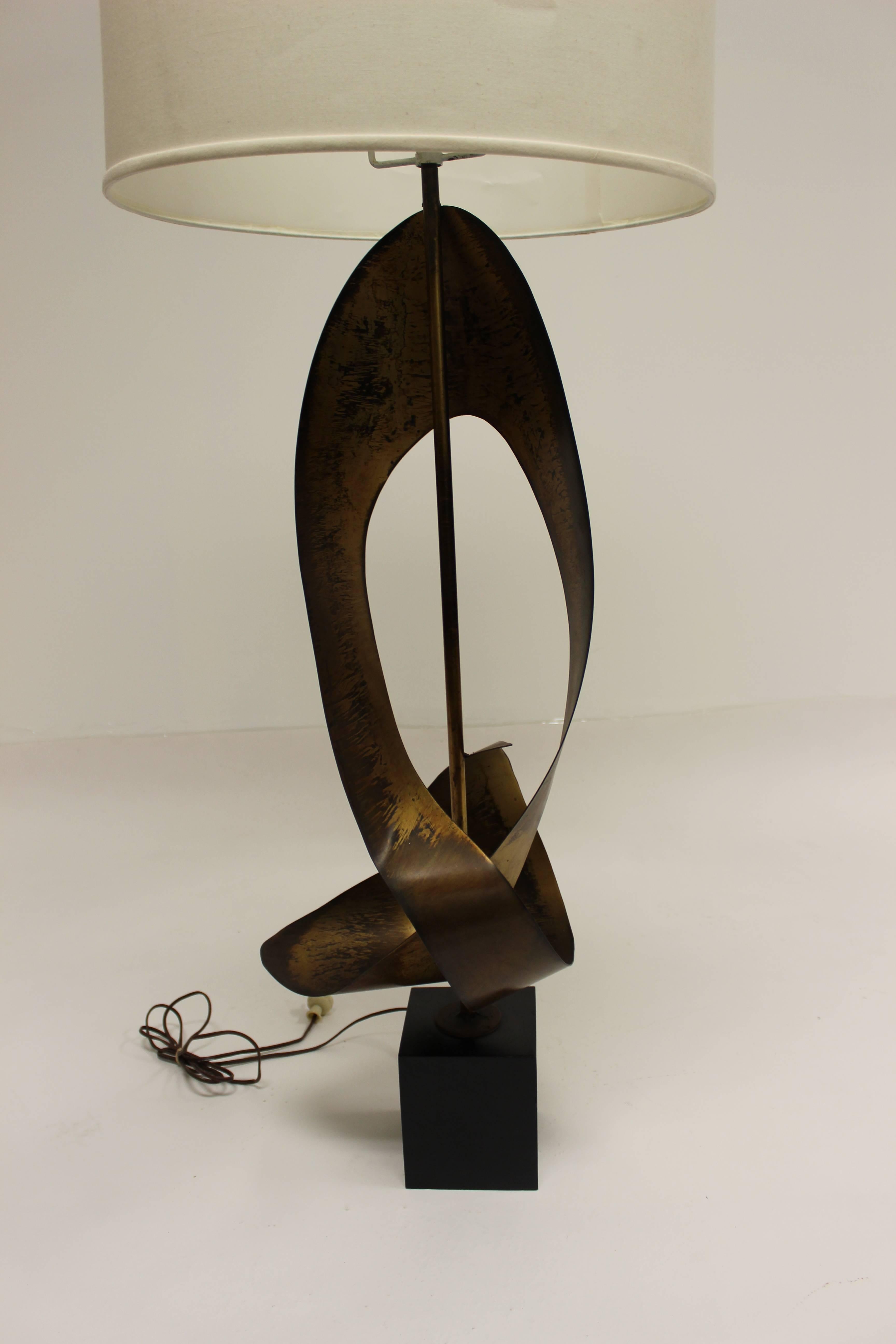 American Mid-Century Modern Harry Balmer for Laurel Brutalist Ribbon Lamp