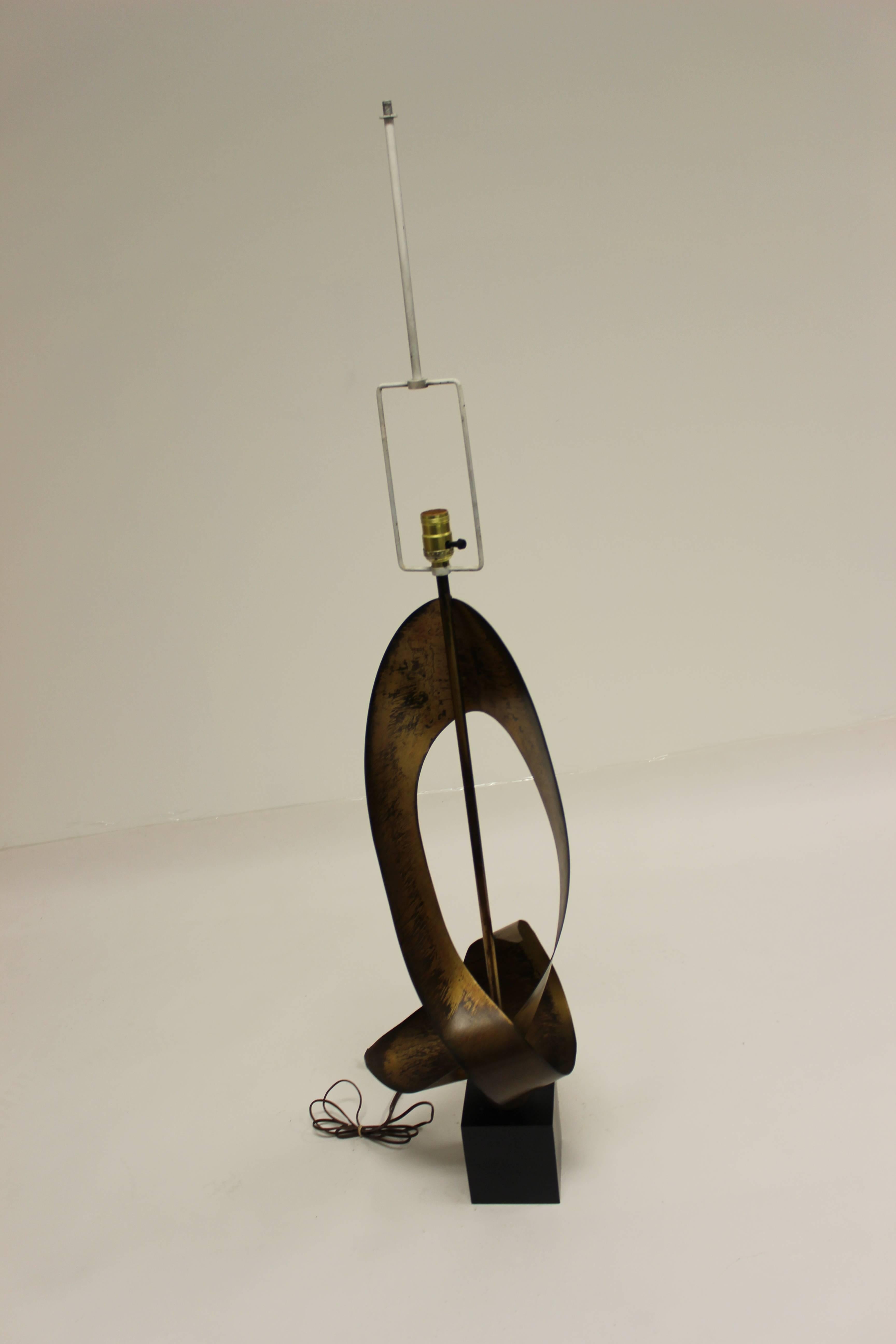 Mid-Century Modern Harry Balmer for Laurel Brutalist Ribbon Lamp 1