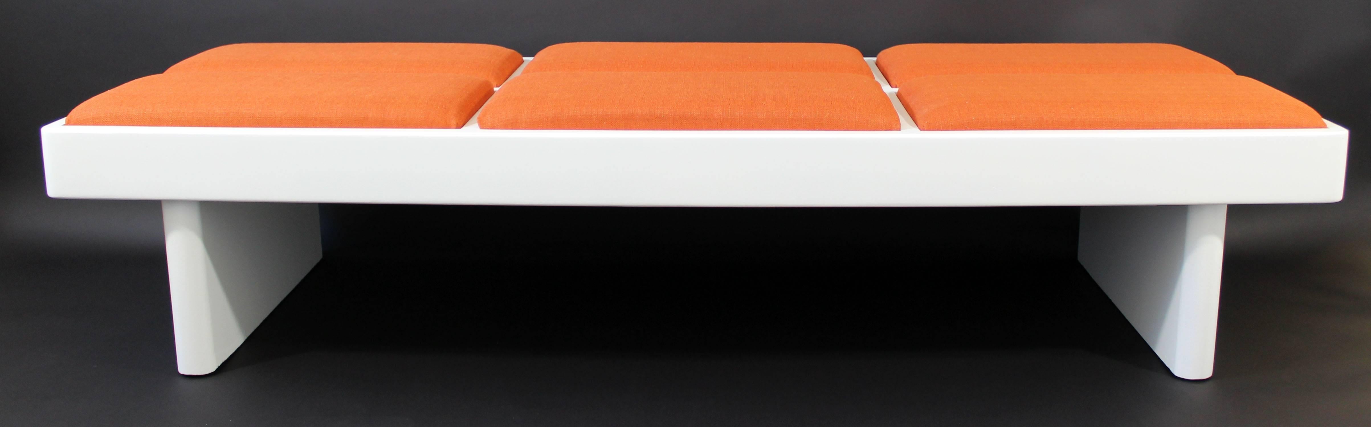 American Mid-Century Modern Modernist White Lacquer Wood Long Orange Padded Bench, 1970s