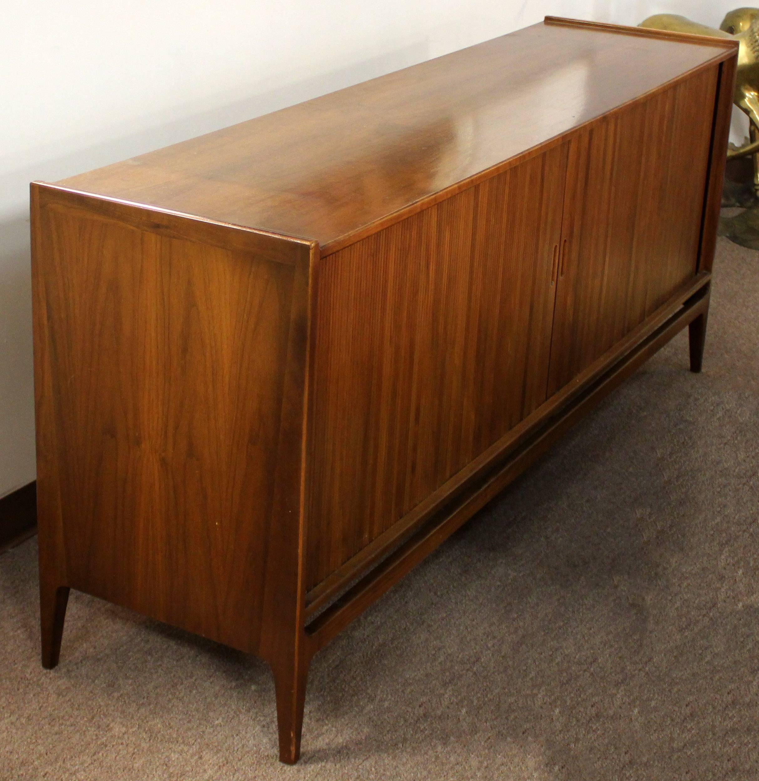 Mid-Century Modern Richard Thompson Tambour Door Credenza Glenn of California 3