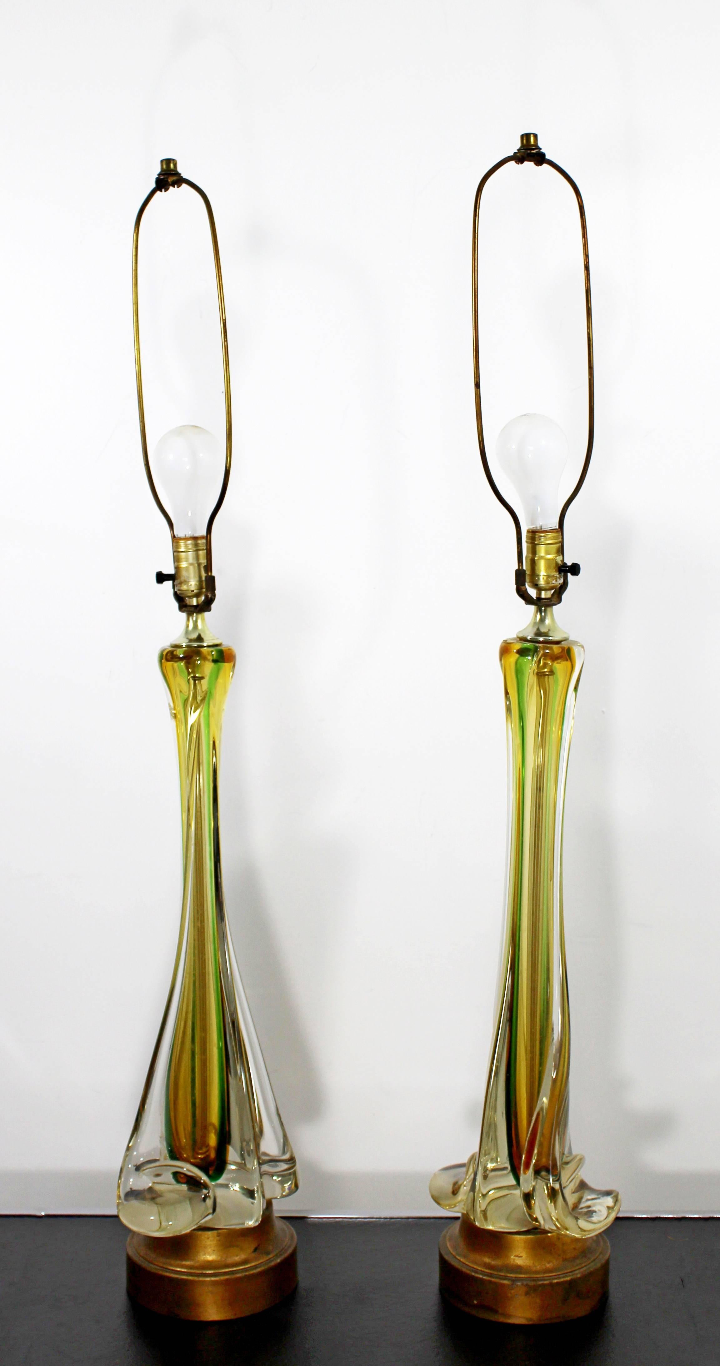 For your consideration is a stunning pair of Murano Seguso glass table lamps from Italy. In excellent condition. The dimensions are 7