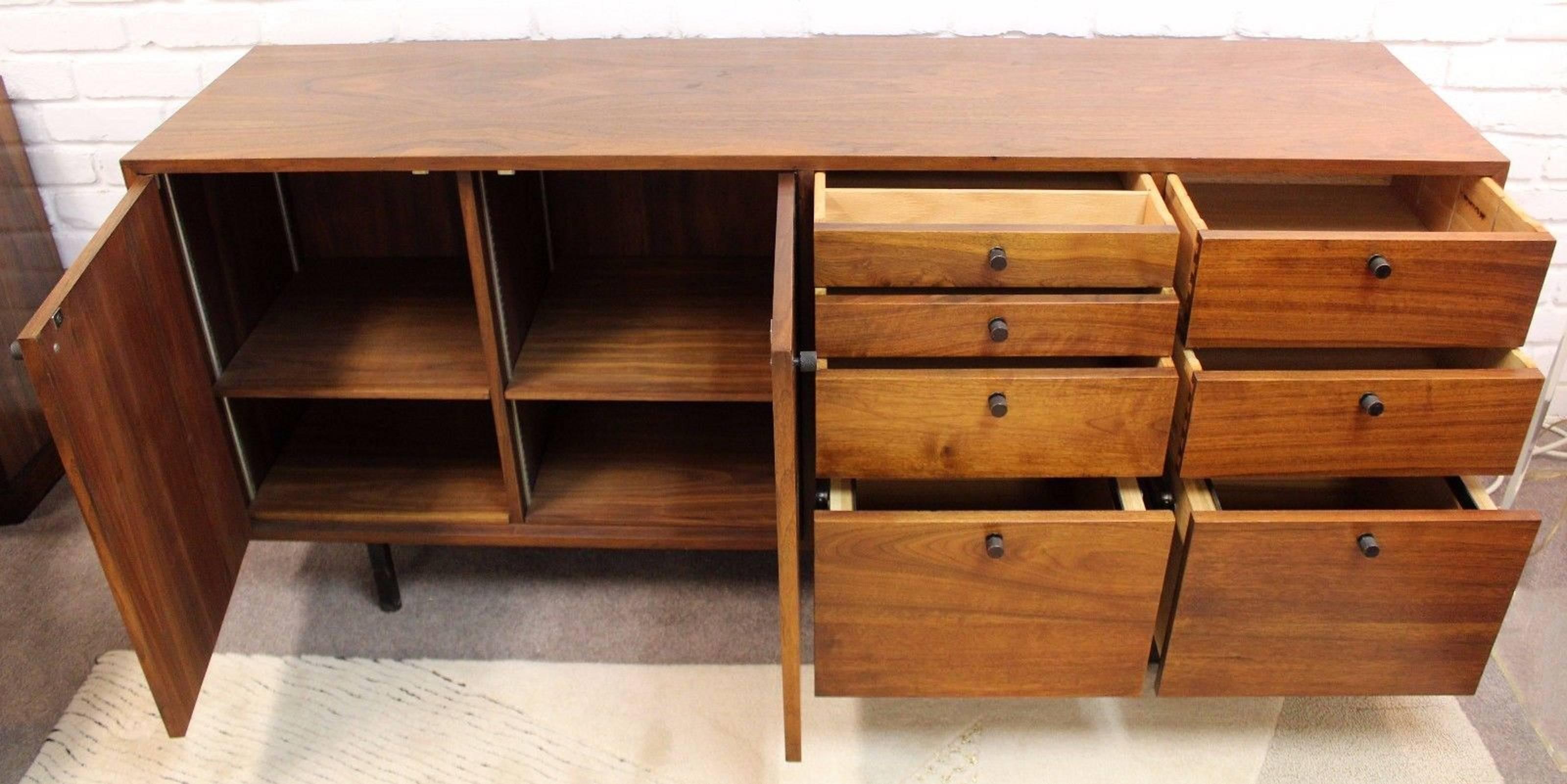 Mid-Century Modern Ward Bennett for Lehigh Furniture Walnut Credenza, 1965 1