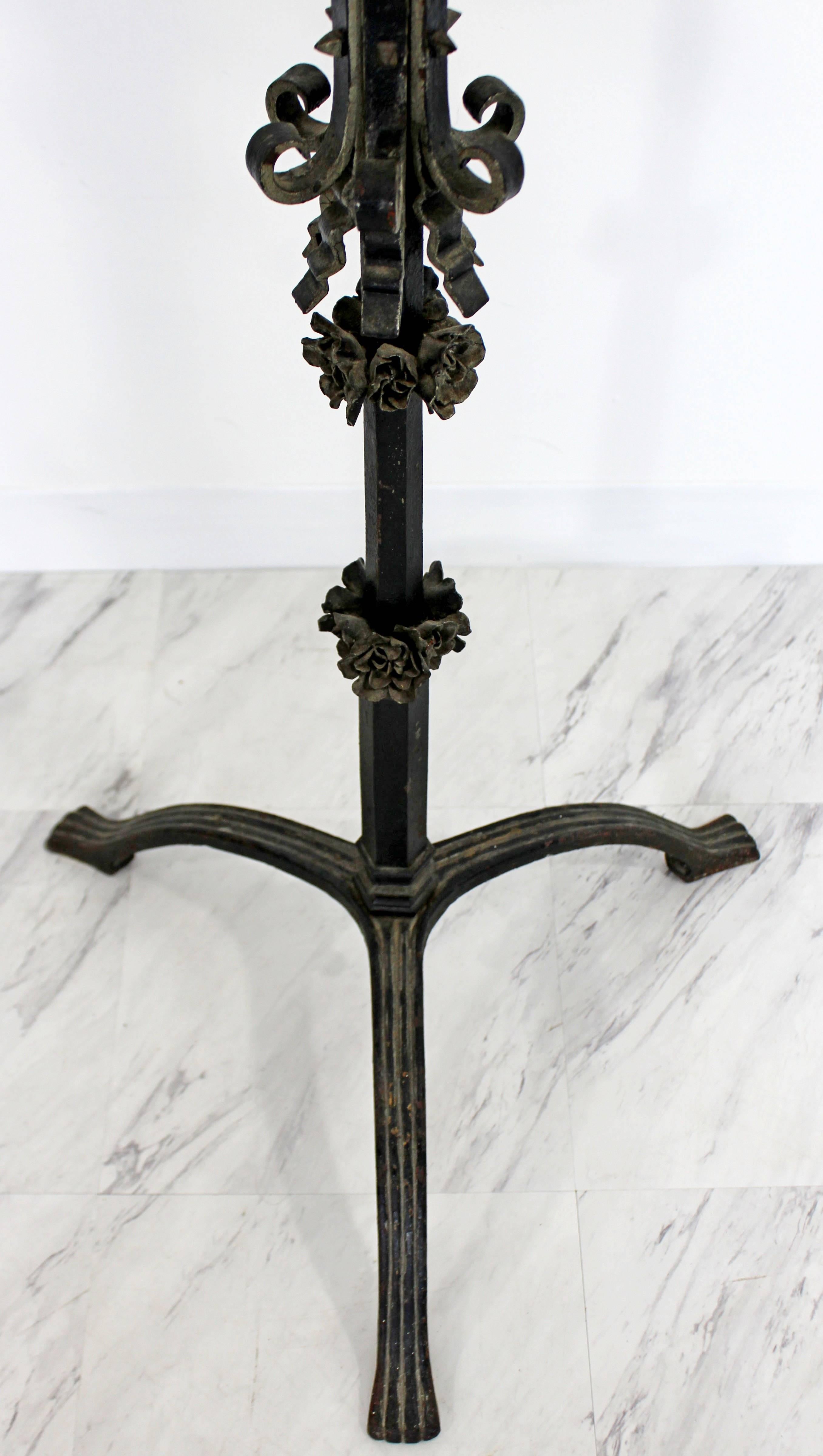 Mid-Century Modern Pair of Gothic Black Iron Metal Floral Standing Candelabra 4
