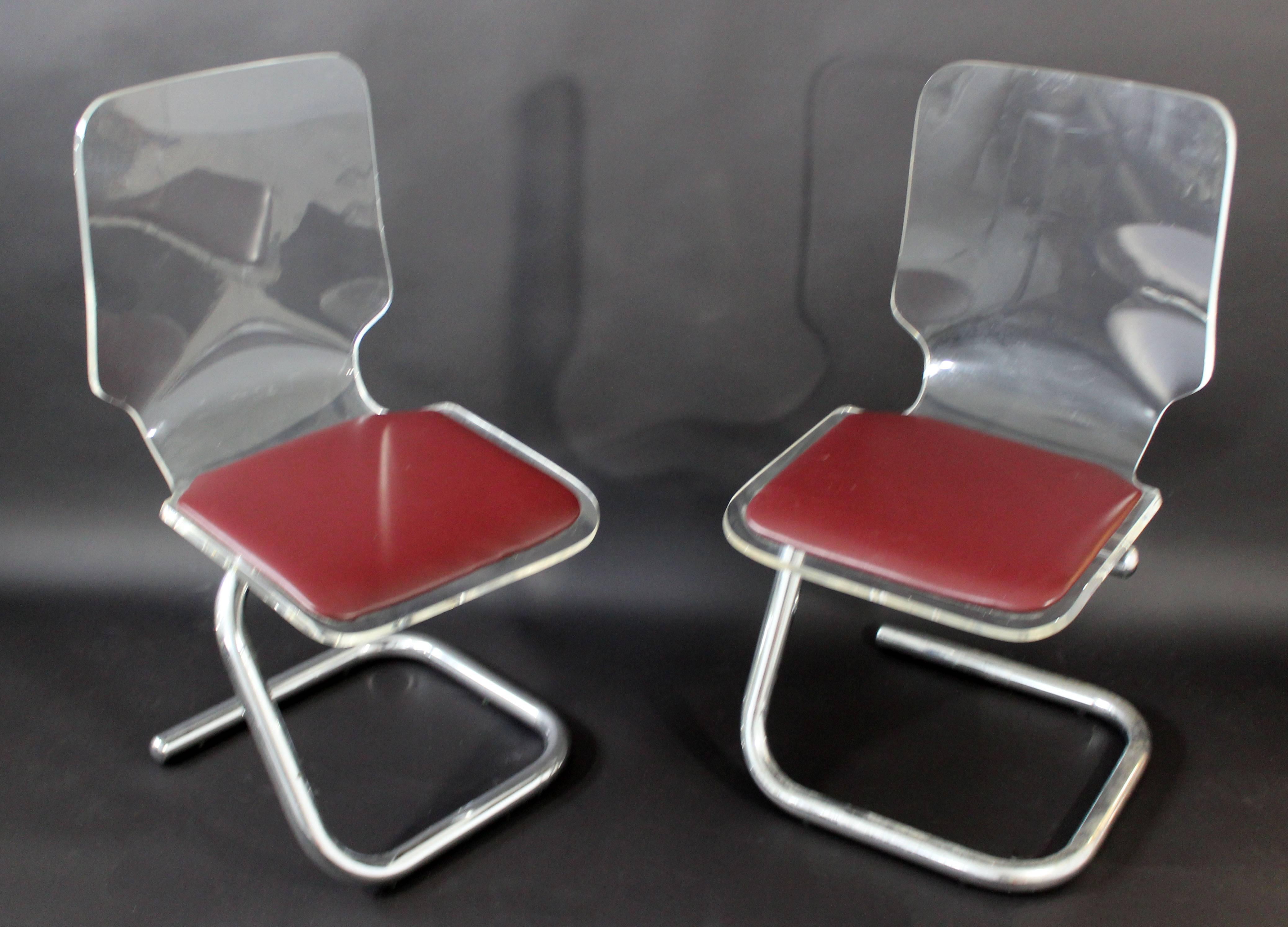 Mid-Century Modern Set of Four Lucite Dining Chairs by Luigi Bardini for Hill In Good Condition In Keego Harbor, MI