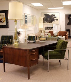 Mid-Century Modern Jens Risom Scandinavian Large Walnut Leather Top Desk, 1960s