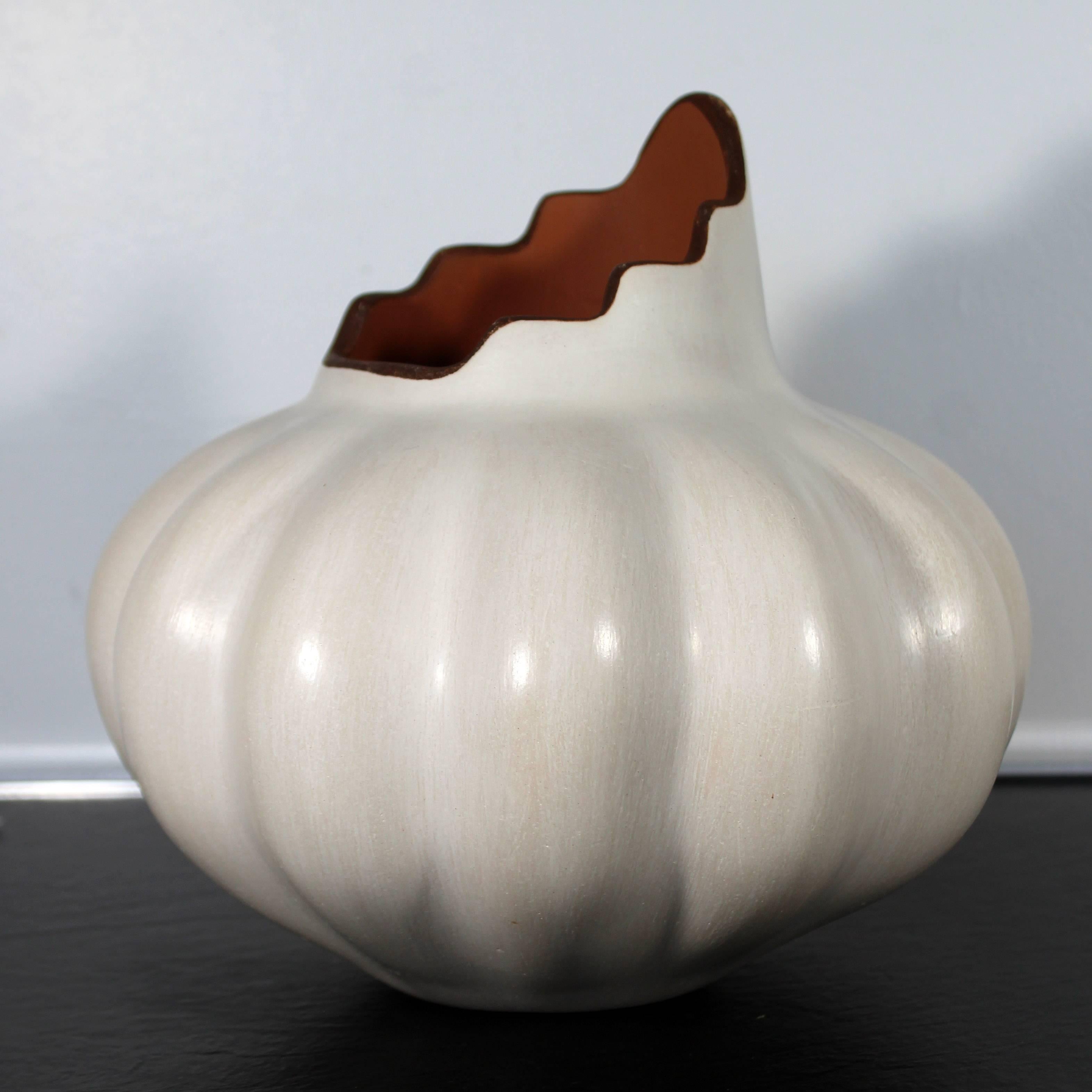 Mid-Century Modern Contemporary Andrew Padilla Jr. Laquna Pueblo Ceramic Melon Vessel Pottery