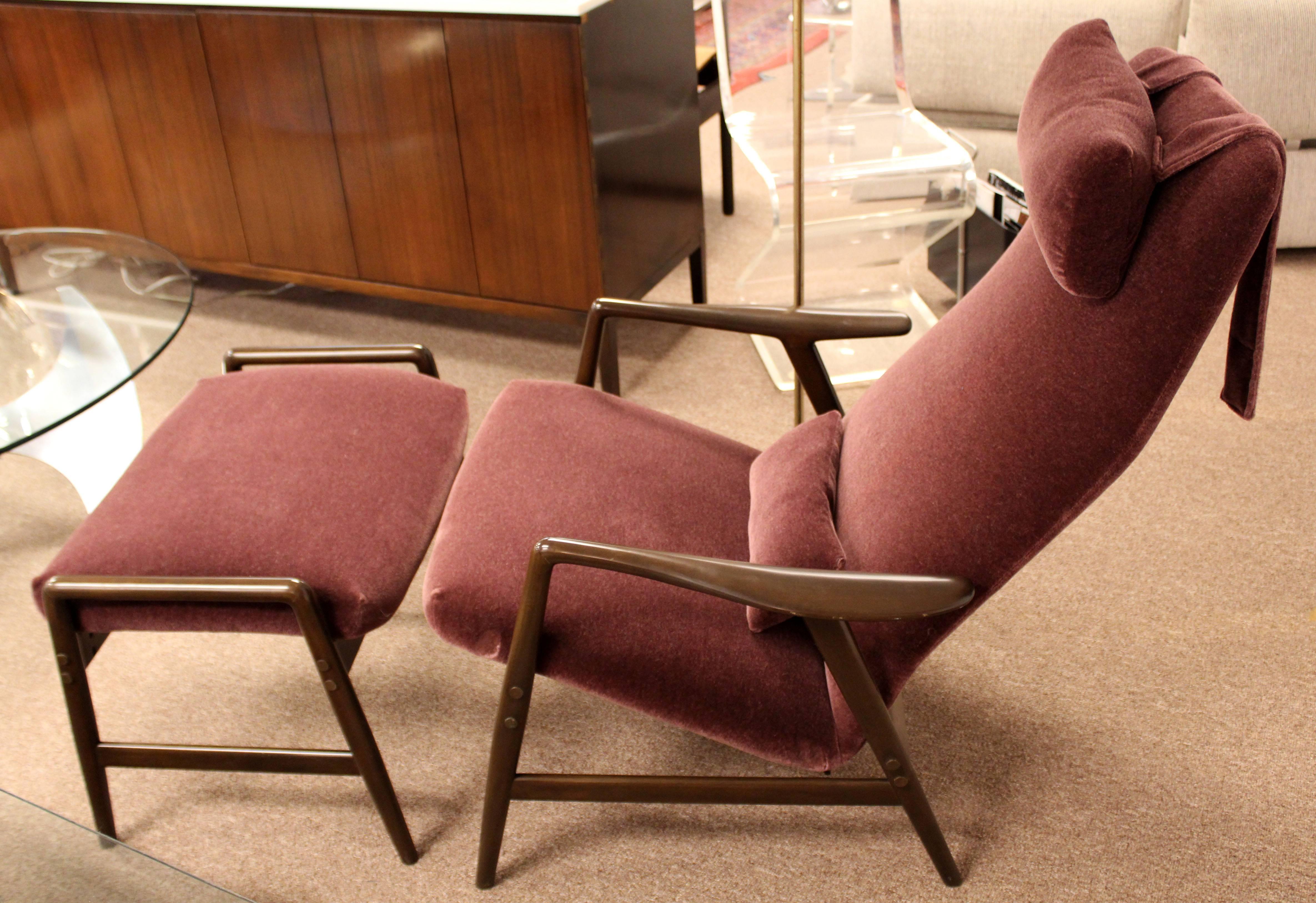Mid-Century Modern DUX High Back Reclining Lounge Chair & Ottoman, Sweden, 1960s 4