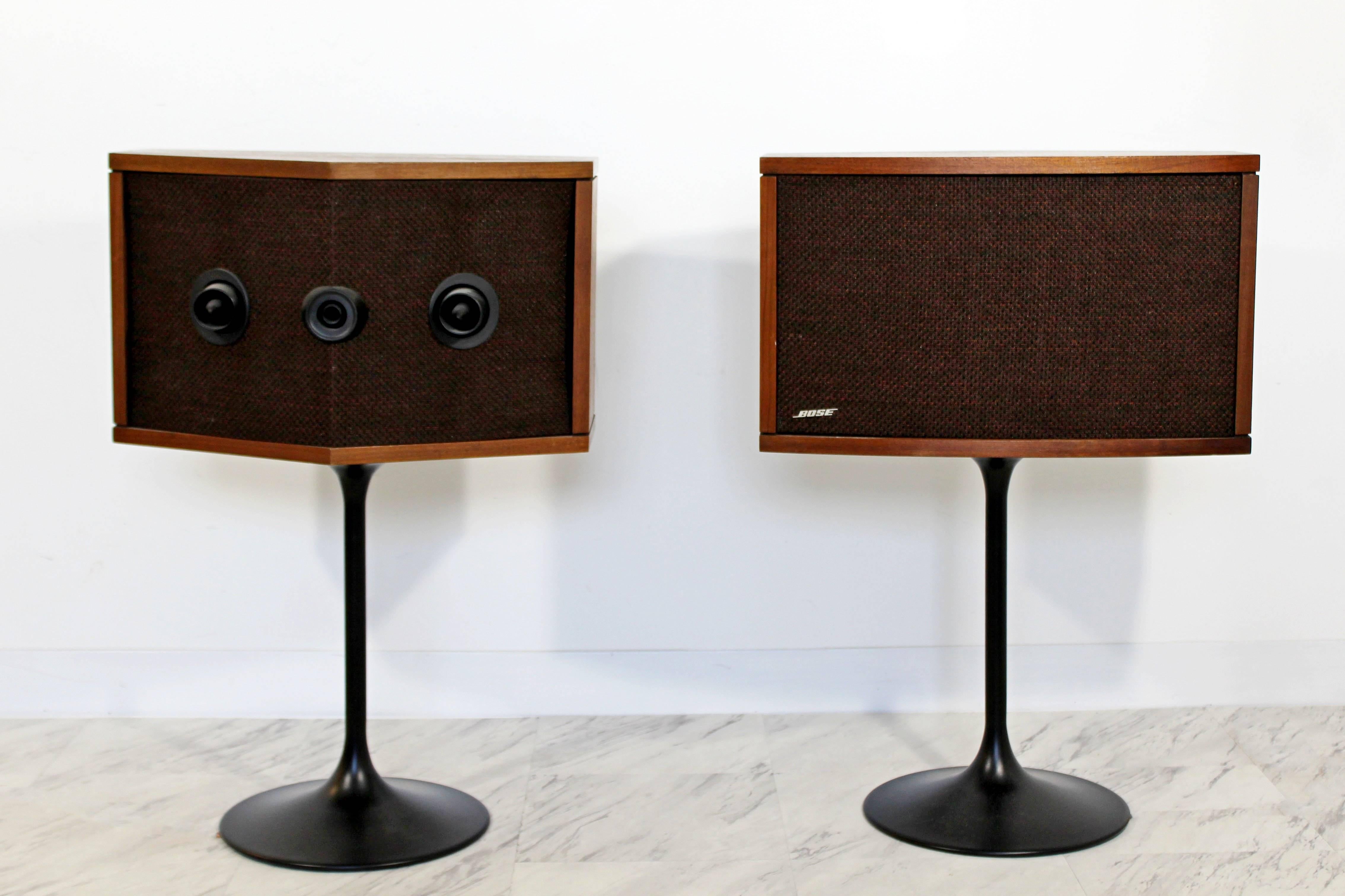 American Mid-Century Modern Pair of Bose Speakers on Eero Saarinen Tulip Bases, 1970s