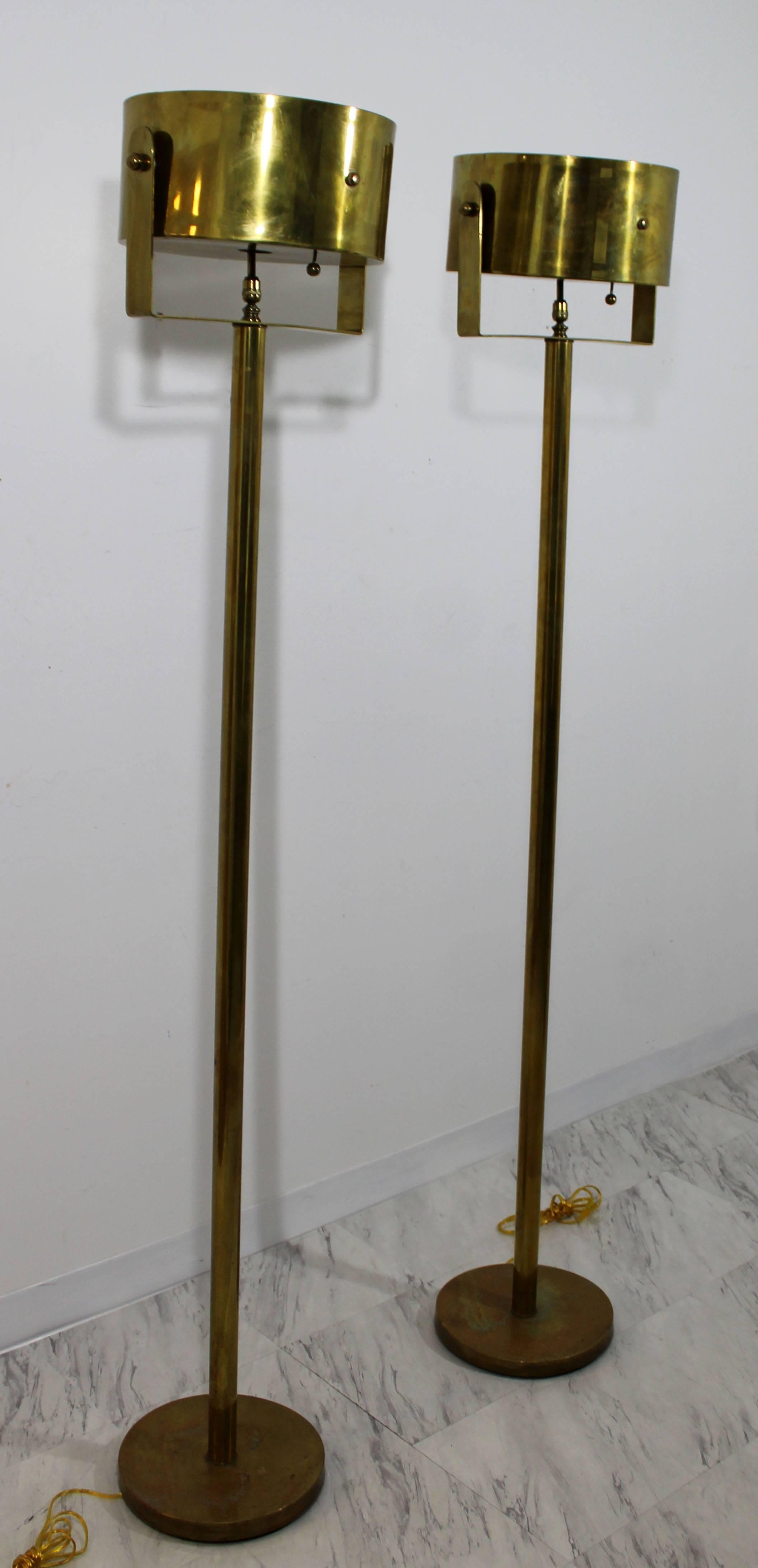 American Mid-Century Modern Pair of Brass Standing Floor Lamps Torchiere, Hart Associates