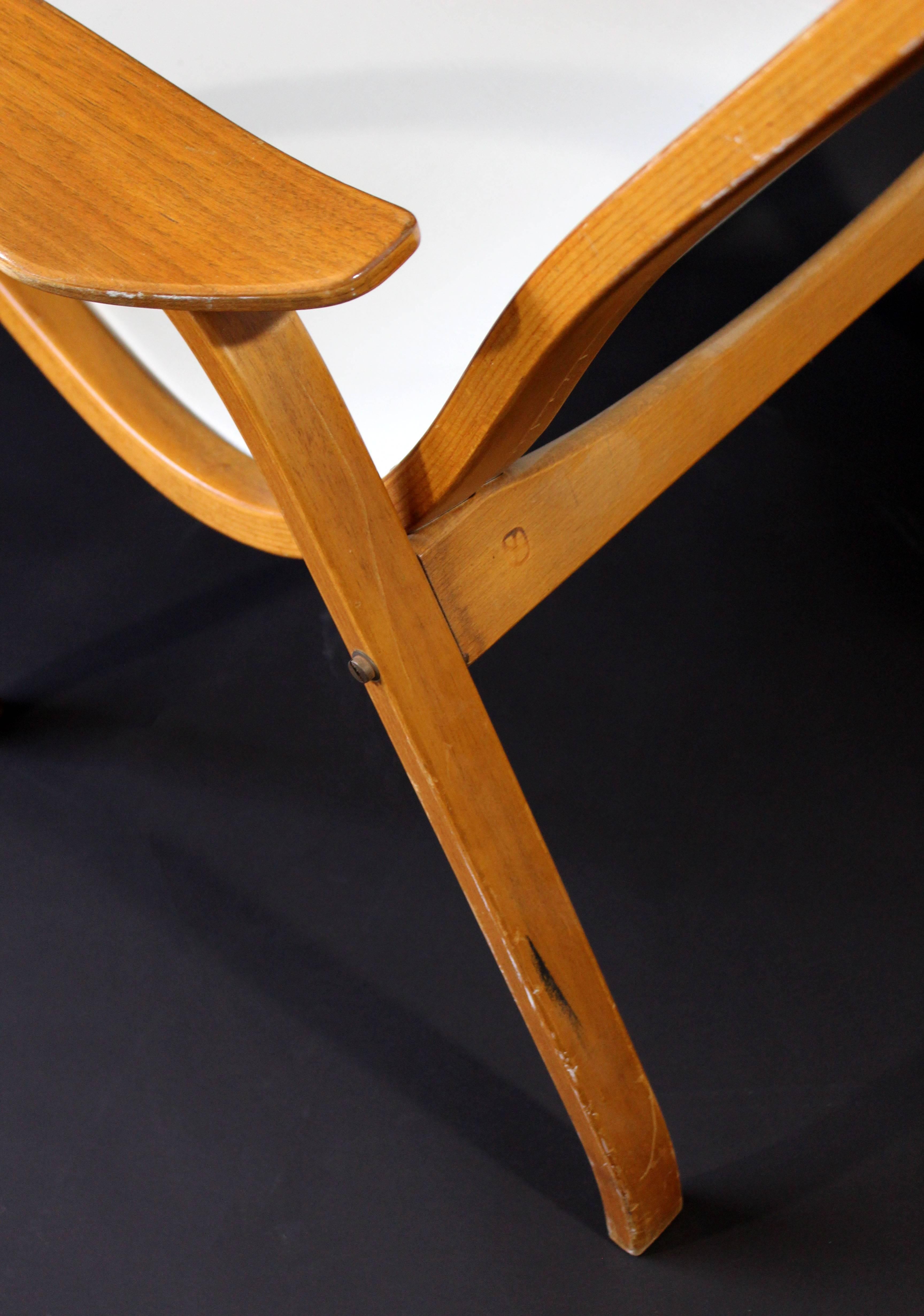 Mid-Century Modern White Vinyl Lamino Bentwood Chair Made in Sweden, 1950s 3