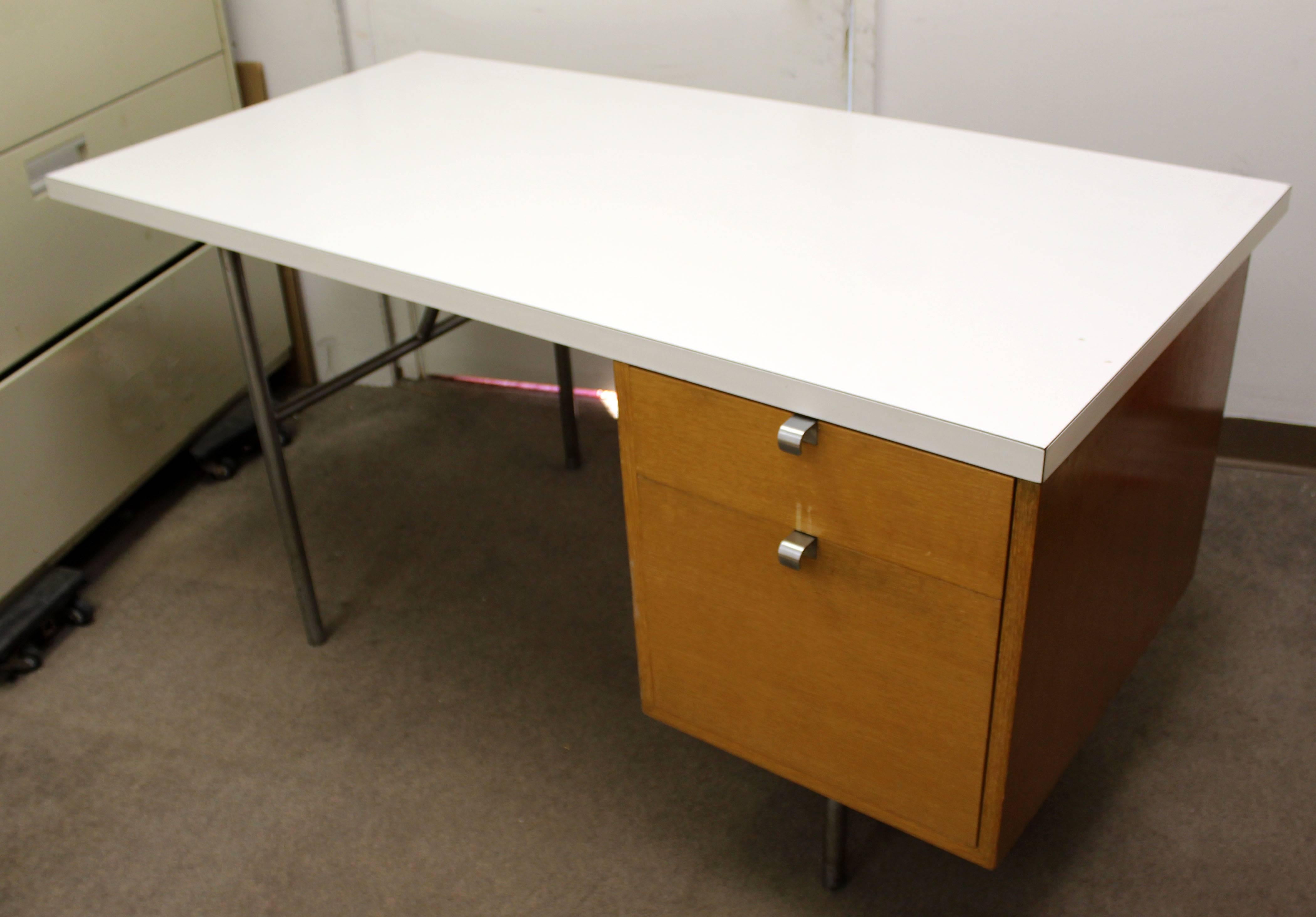 Mid-Century Modern Wood and Steel Two-Drawer Desk George Nelson Herman Miller In Good Condition In Keego Harbor, MI