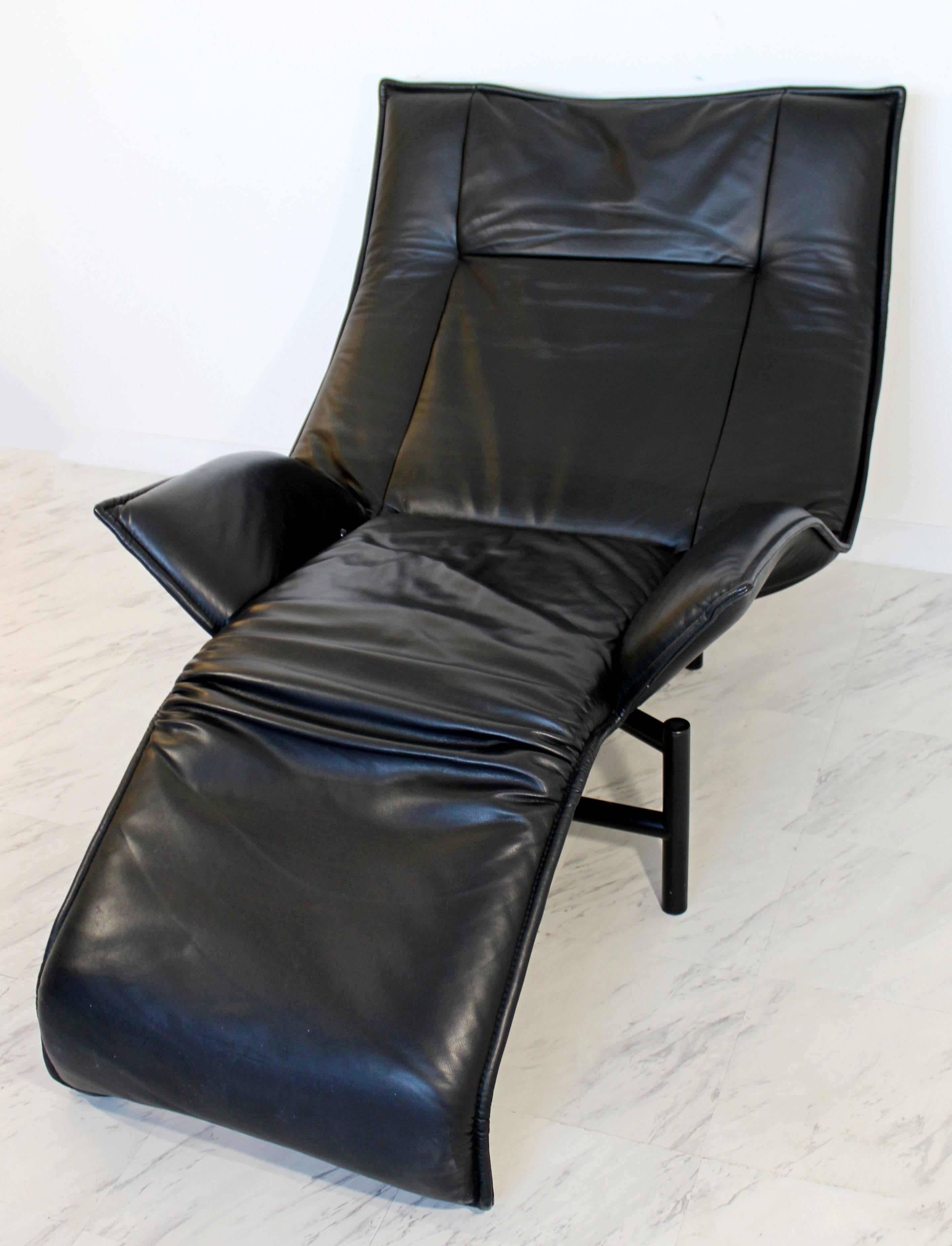 Mid-Century Modern Black Leather Recliner Lounge Chairs Magistretti for Cassina 2