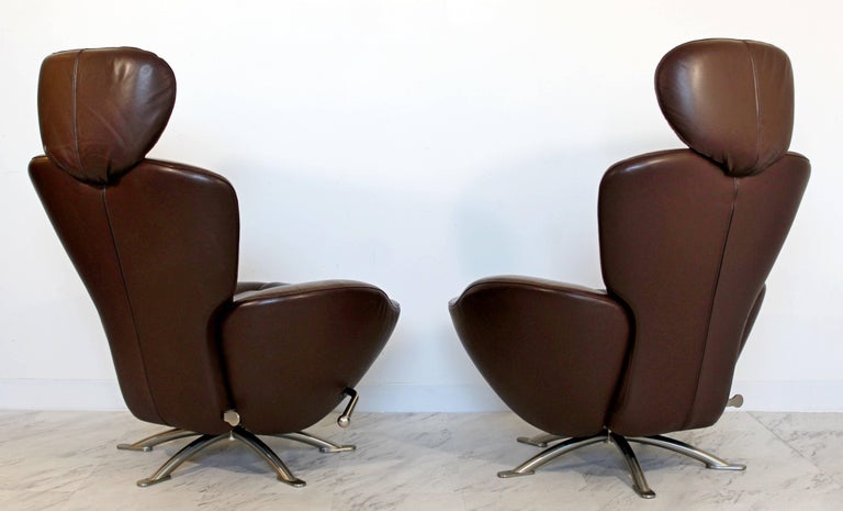 Mid-Century Modern Brown Leather Pair of Dodo Cassina Reclining Lounge ...