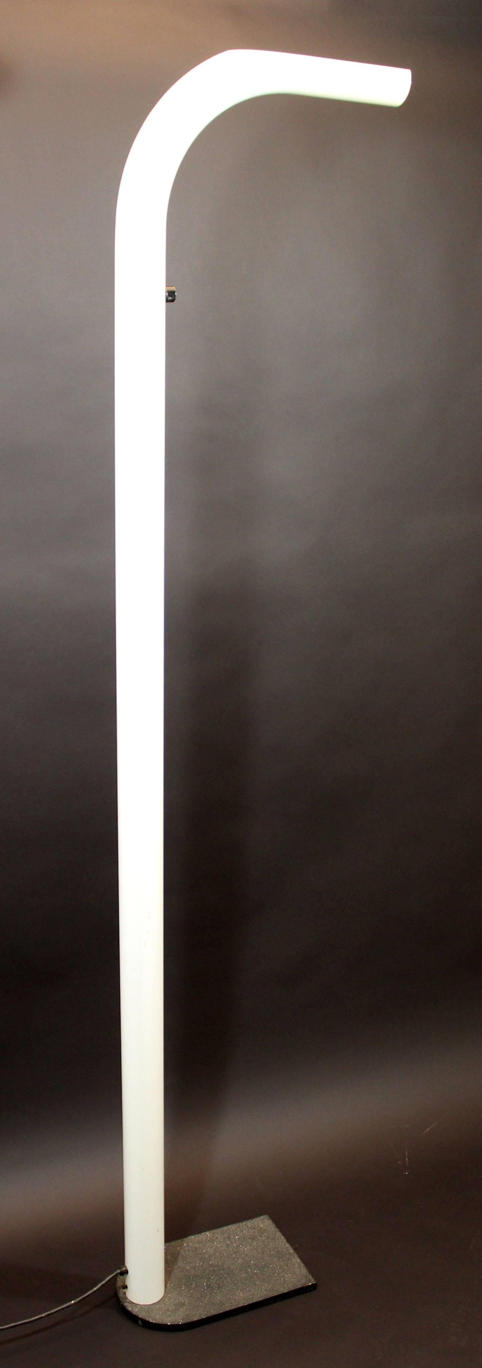 Italian Mid-Century Modern White Lacquer Metal Halogen Oca Floor Lamp by Eleusi, Italy