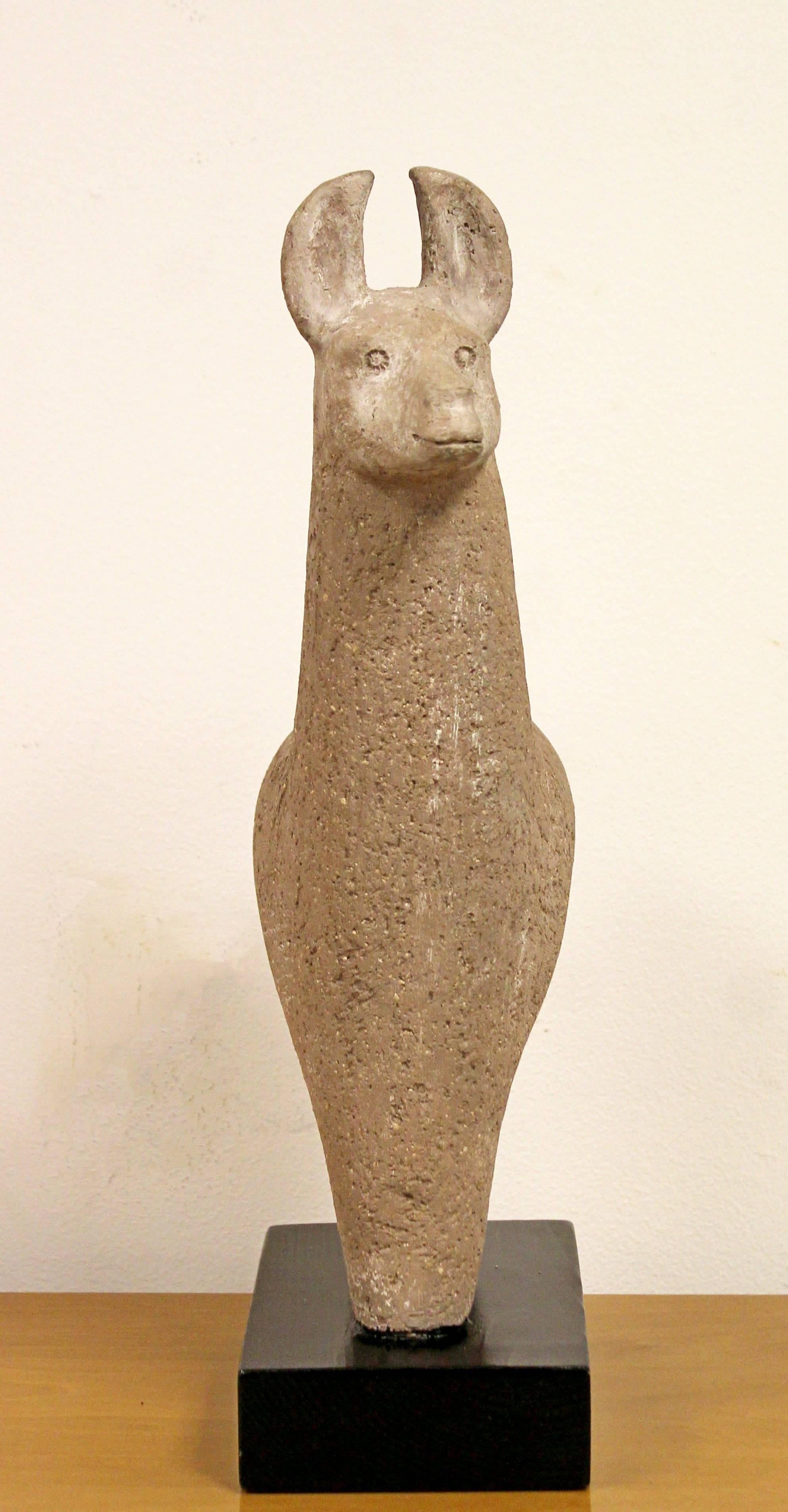 llama sculpture