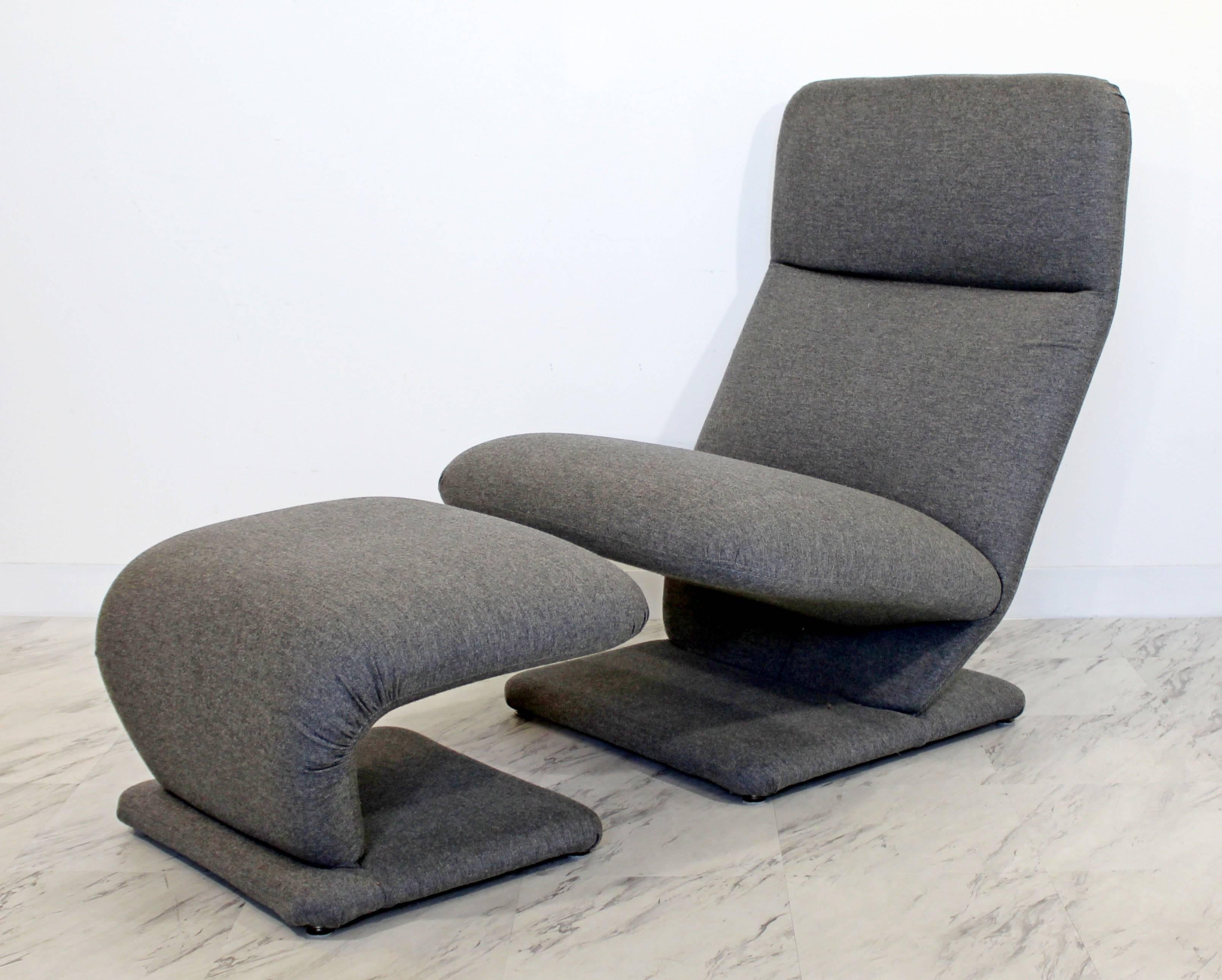 For your consideration is a phenomenal, grey, lounge chair and ottoman, by Milo Baughman for The Design Institute of America, circa the 1970s. In excellent condition. The dimensions of the chair are 27