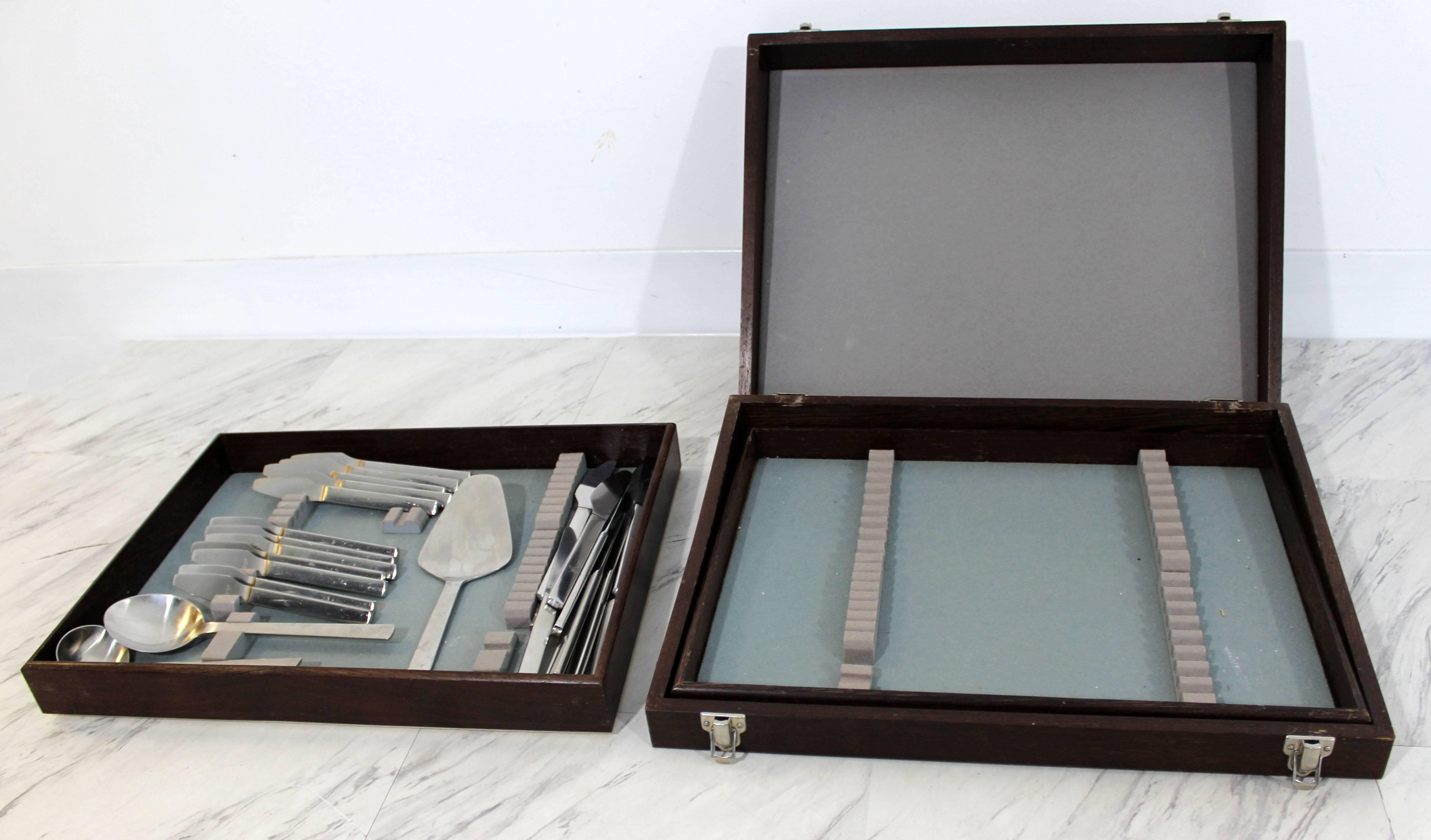 For your consideration is a stainless steel, flateware set by George Jensen, made in Denmark. In excellent condition. The dimensions of the box are 17.75
