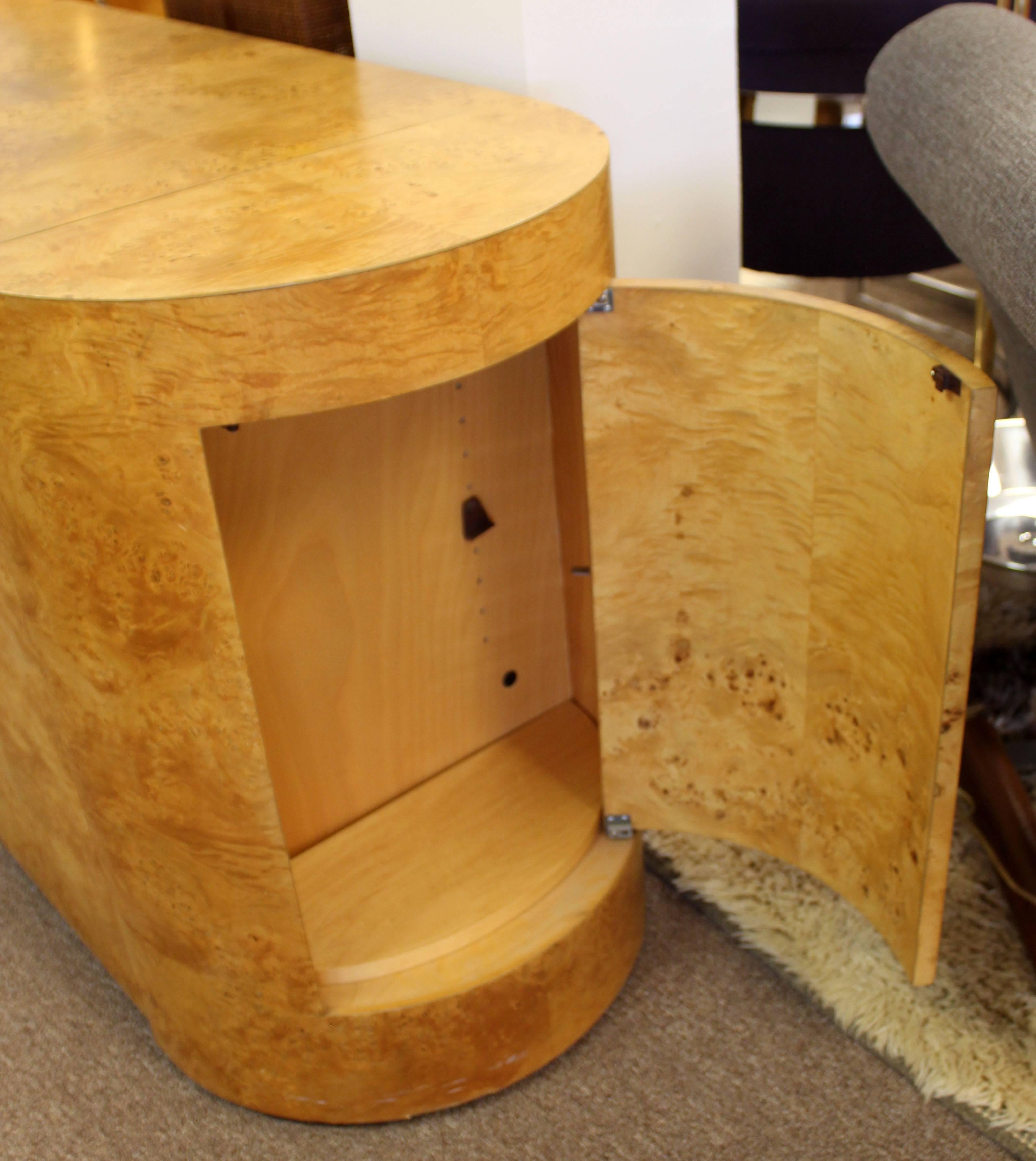 Mid Century Modern Milo Baughman Burlwood Curved Credenza 1970s In Good Condition In Keego Harbor, MI