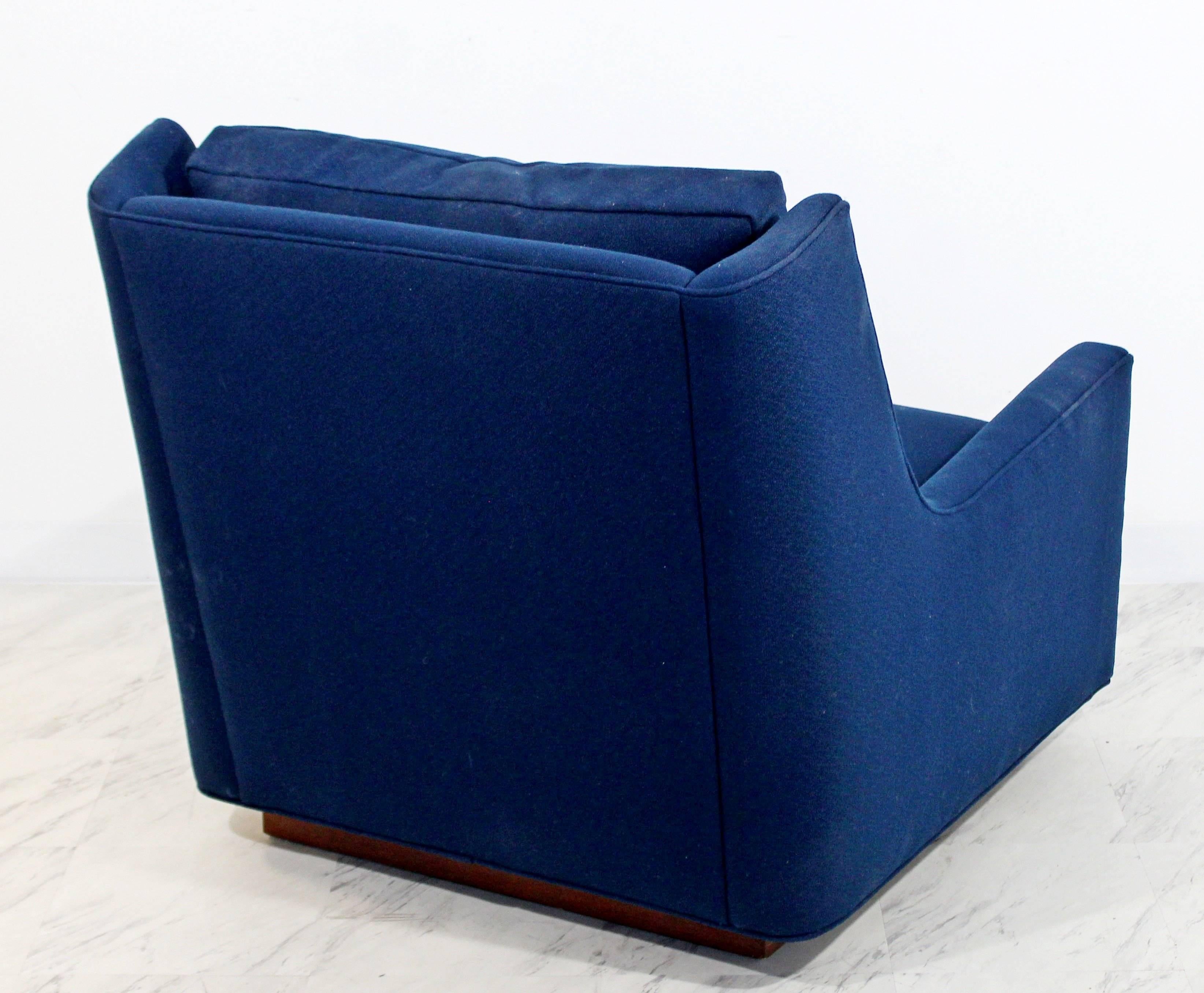 Mid-Century Modern Rare Milo Baughman Wood Plinth Base Lounge Accent Chair 1970s 1