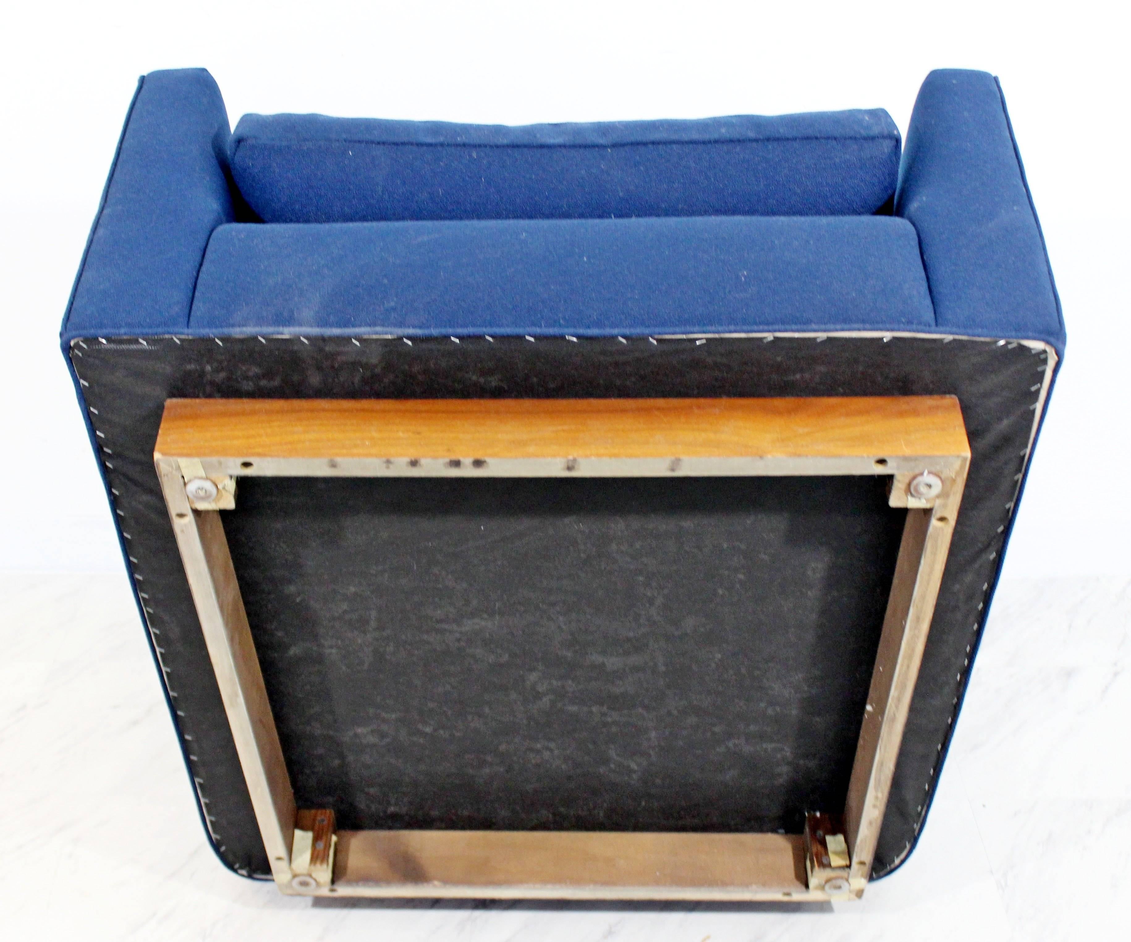 Mid-Century Modern Rare Milo Baughman Wood Plinth Base Lounge Accent Chair 1970s 3