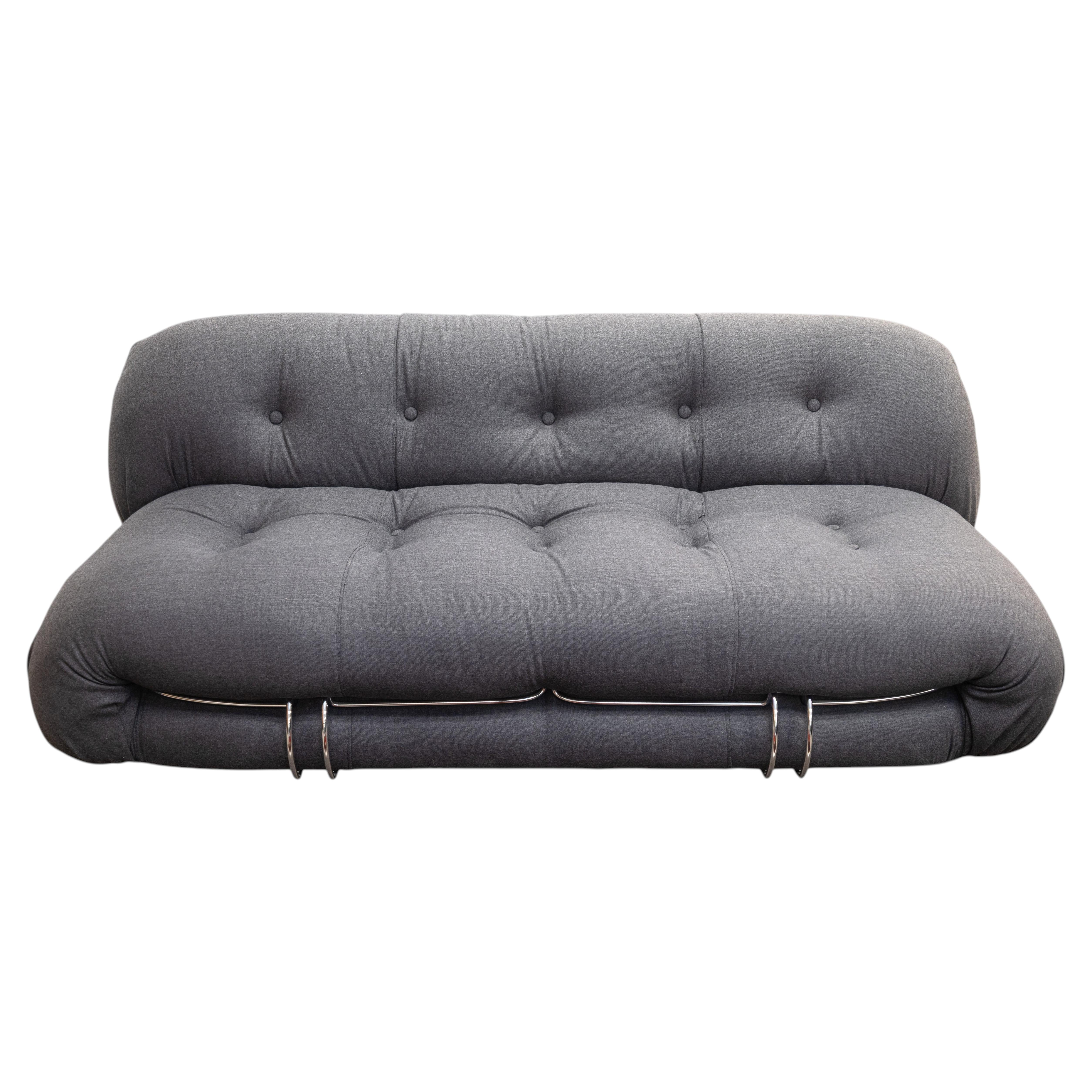 Soriana by Afra & Tobia Scarpa for Cassina Contemporary Loveseat Made in Italy For Sale