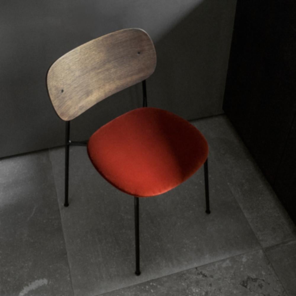 Powder-Coated Co Chair, Natural Oak Back, Orange Seat, Black Legs