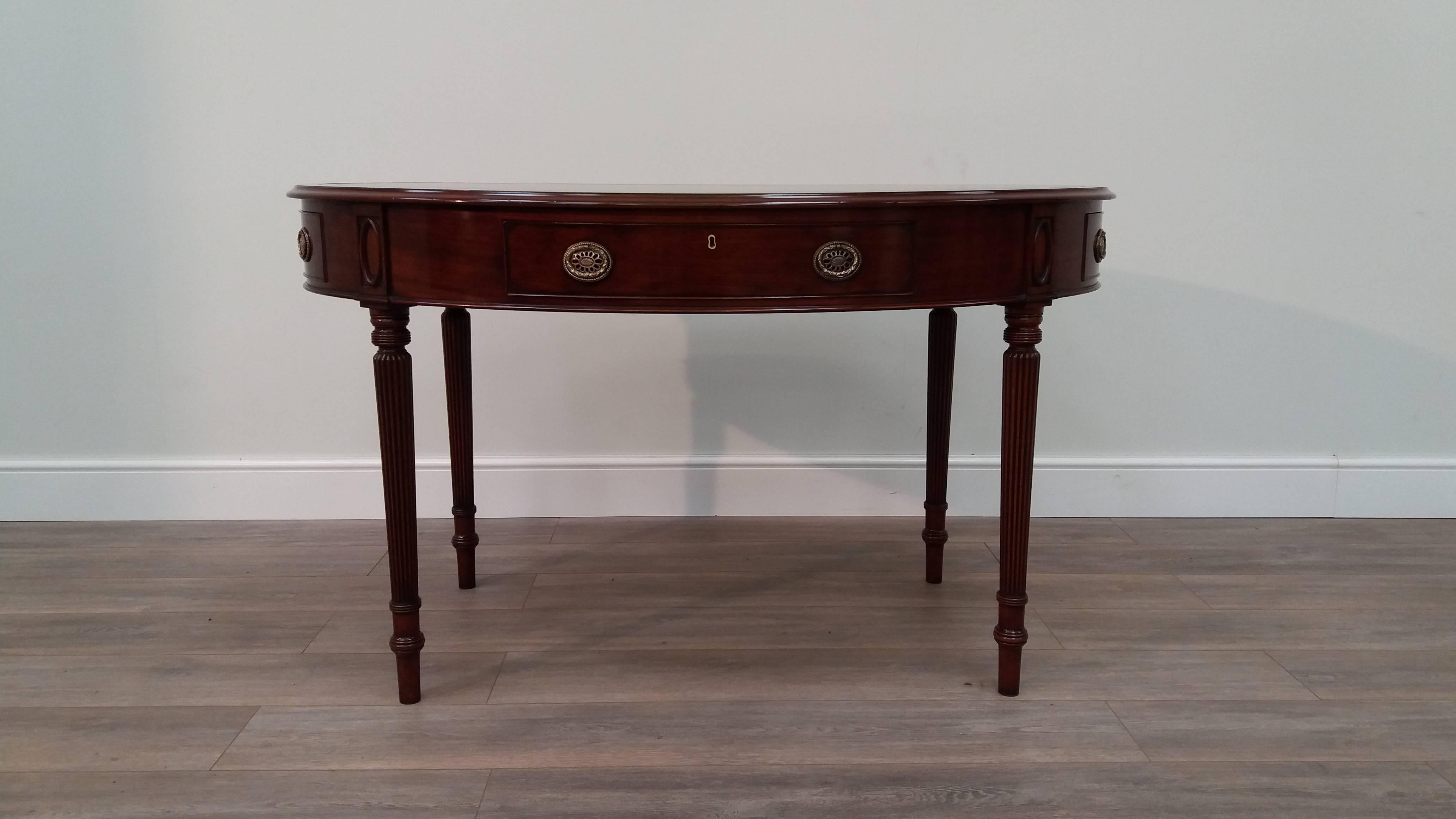 Inlay Arthur Brett Regency-style Mahogany Oval Writing Table with Leather Top For Sale