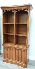 Arthur Brett Oak Gothic Offenes Bücherregal