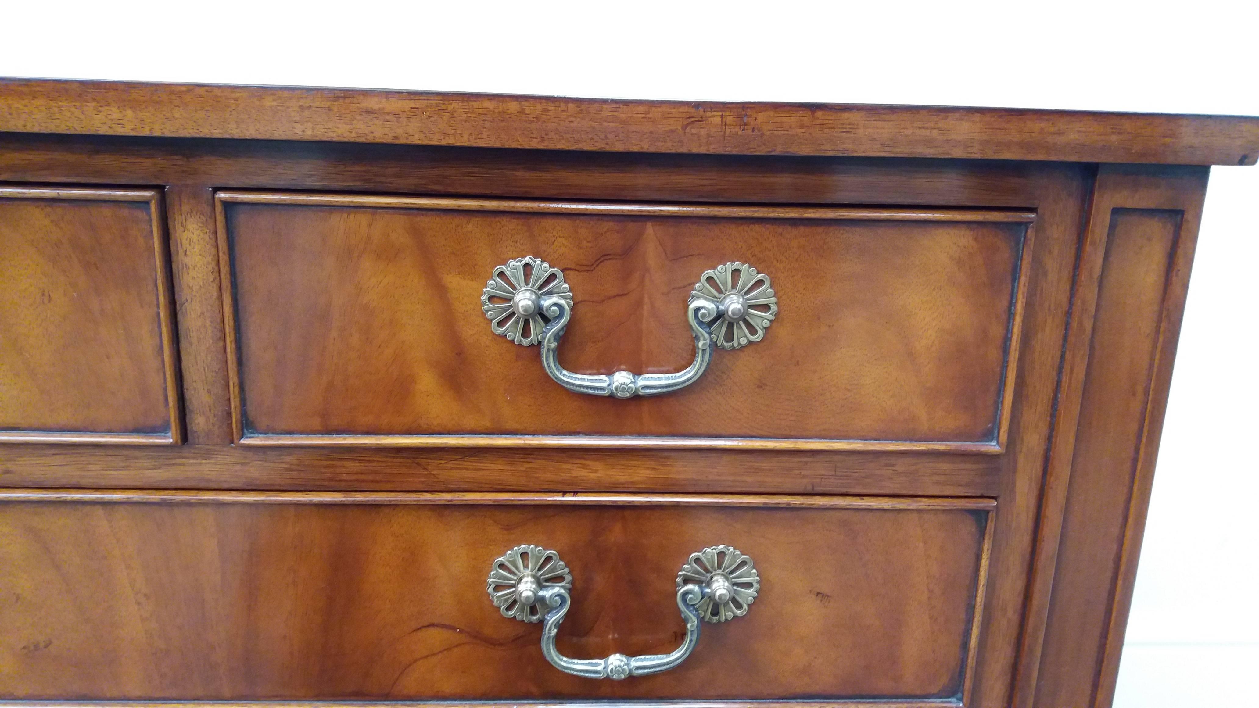 Contemporary Arthur Brett Mahogany Bedside Chest of Five Drawers For Sale