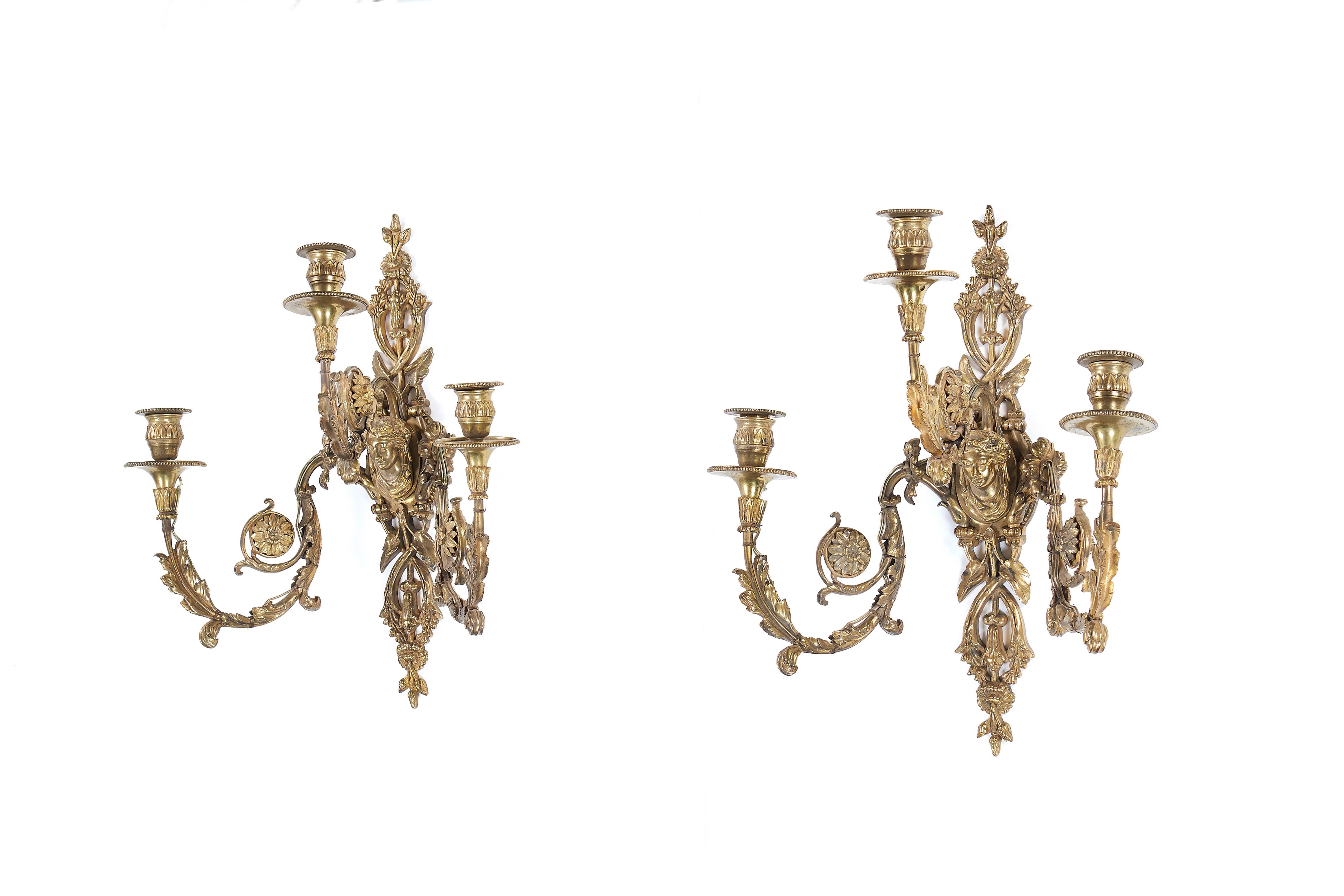 Pair of Late 19th Century Gilt-Bronze Three-Light Wall Appliqués In Good Condition In Henley-on-Thames, Oxfordshire