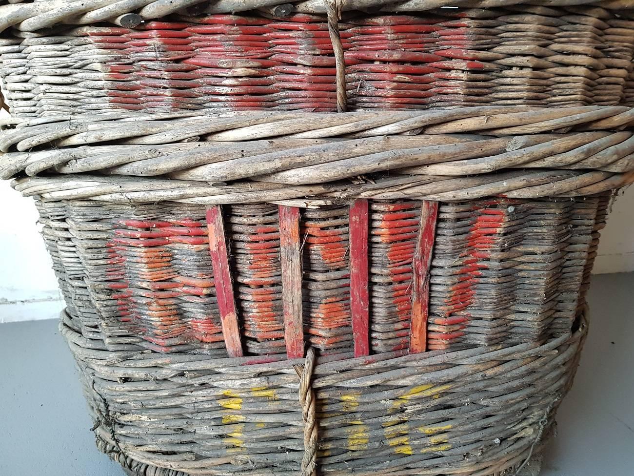 Lovely French Vintage grapes basket made circa 1960-1970 from the Reims region. The wear consistent by age and use it got a beautiful patine and very decorative for any home or shop.

The measurements are,
Depth 65 cm/ 25.5 inch.
Width 85 cm/